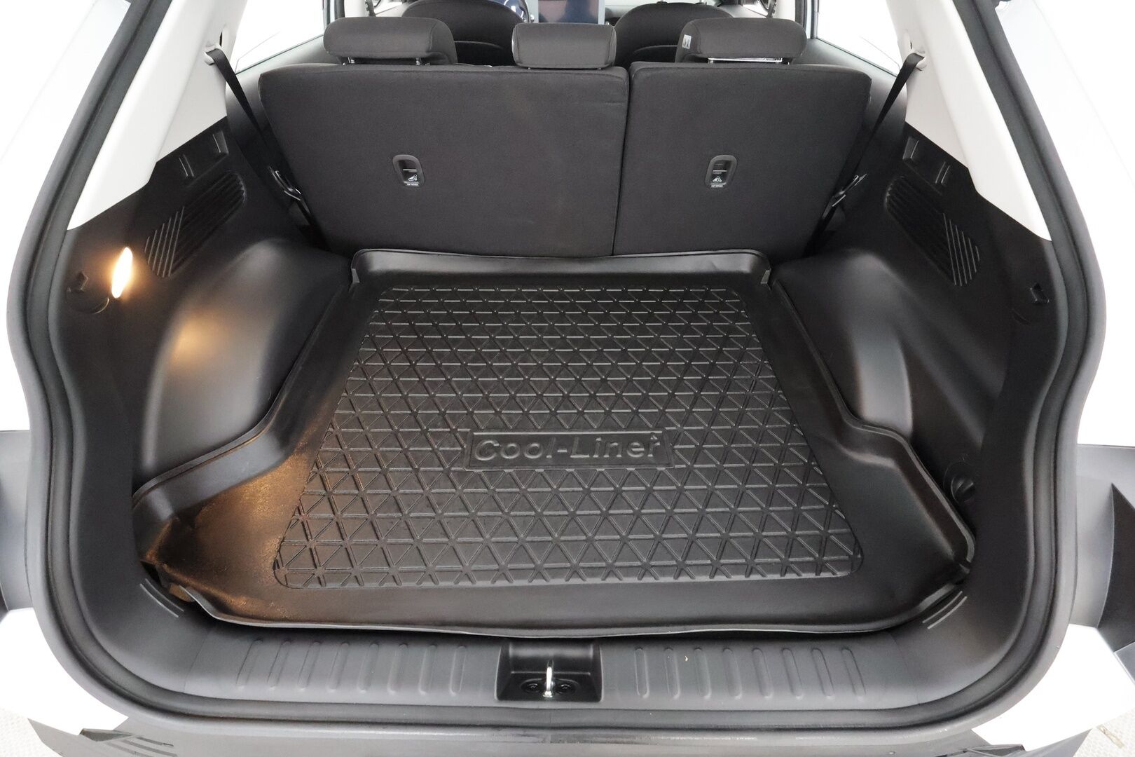 Hyundai IONIQ 5 2023 77 kWh 229 hv Premium * ACC / P.kamera / ILP / LED / Navi / Keyless / Sähköluukku / Sähköpenkki * - Merkkihuollettu