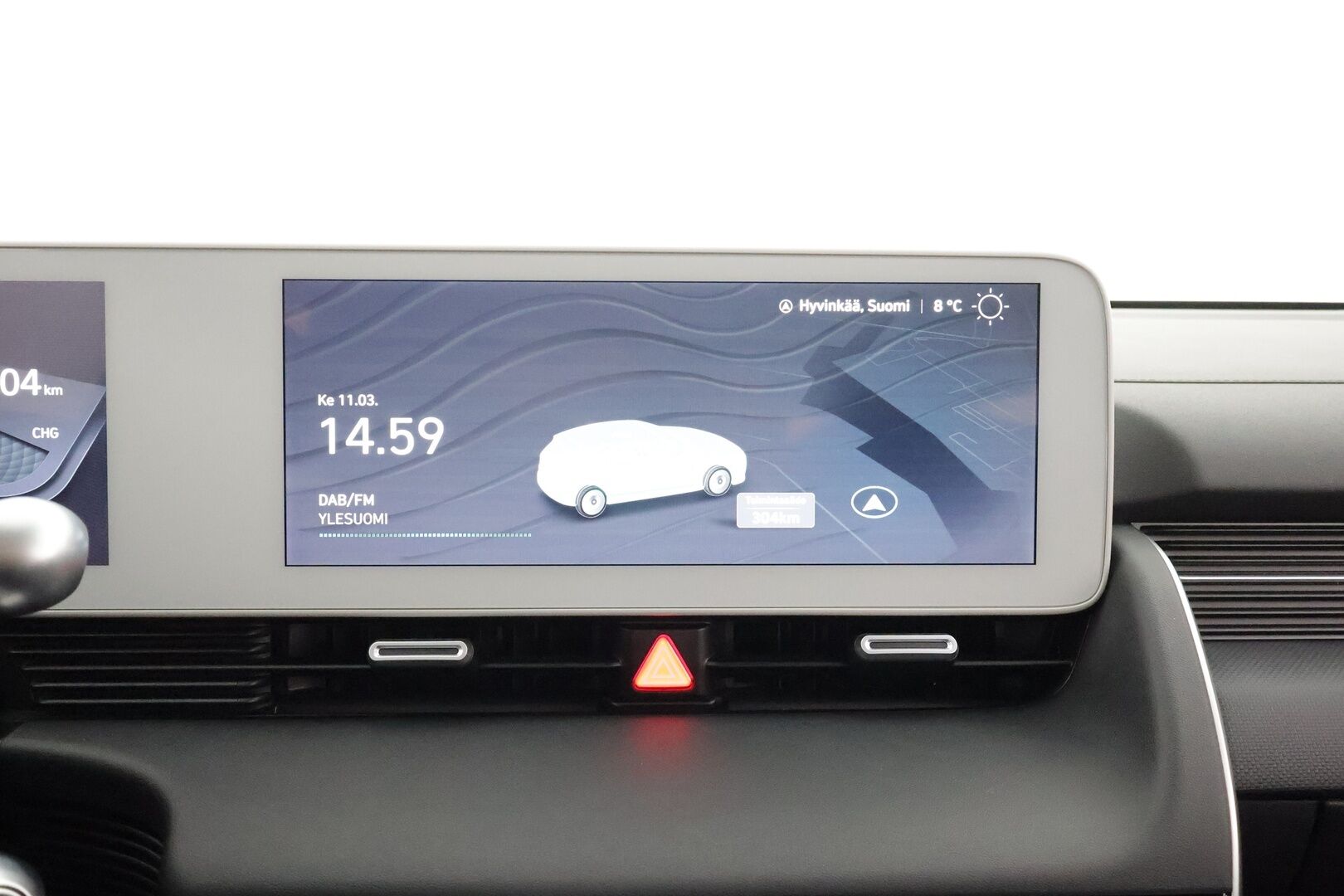 Hyundai IONIQ 5 2023 77 kWh 229 hv Premium * ACC / P.kamera / ILP / LED / Navi / Keyless / Sähköluukku / Sähköpenkki * - Merkkihuollettu