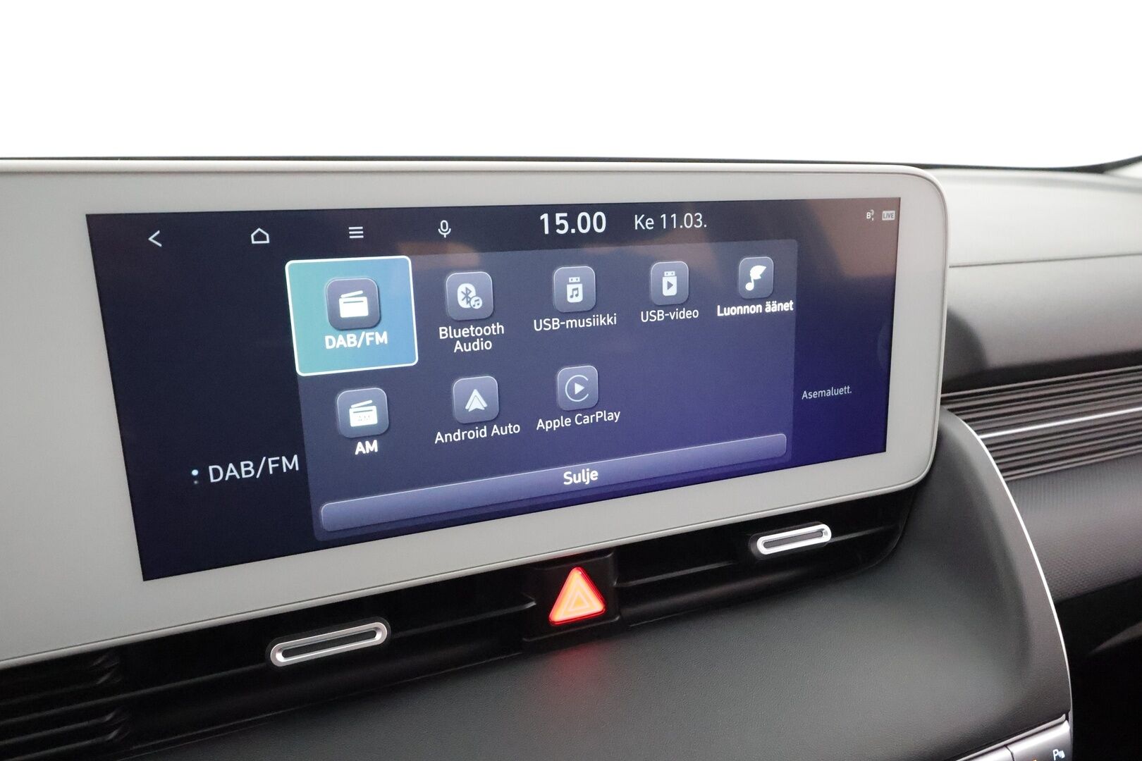 Hyundai IONIQ 5 2023 77 kWh 229 hv Premium * ACC / P.kamera / ILP / LED / Navi / Keyless / Sähköluukku / Sähköpenkki * - Merkkihuollettu