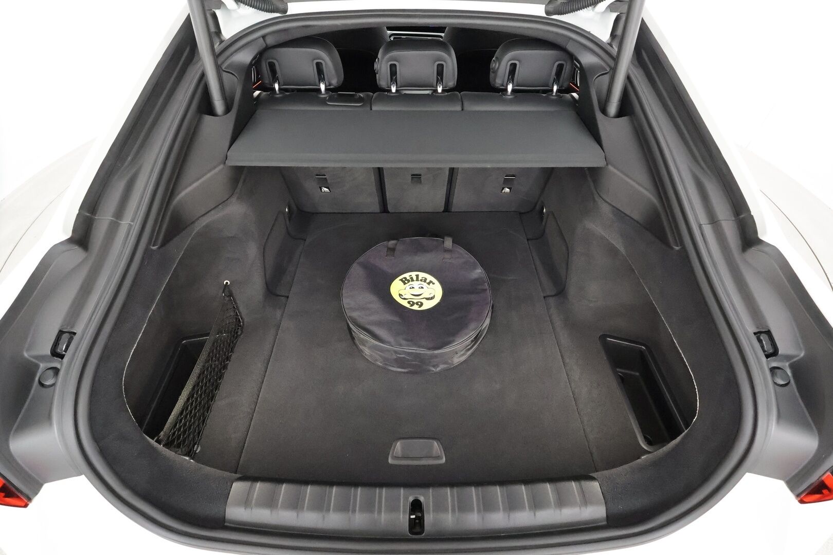 BMW i4 2024 M50 Fully Charged - | ACC | Lisälämmitin | Koukku | Laser Light LED | H/K | P.Kamera | Muistipenkki | Widescreen | Kahdet Renkaat | Merkkihuollettu |