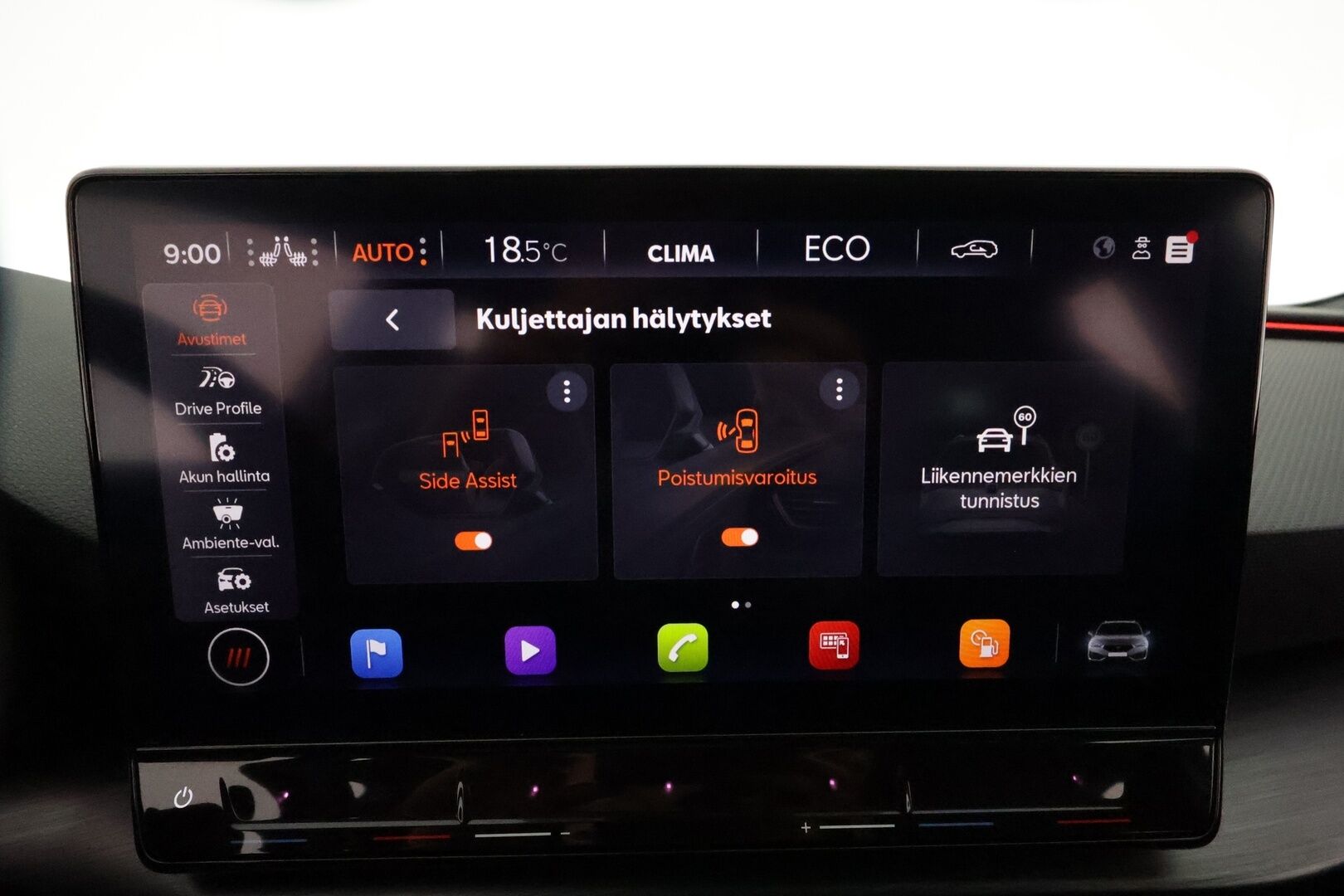 Cupra Leon Sportstourer 2024 VZ 1,4 PHEV 180 kW e-HYBRID DSG **ACC / LED / P.Kamera / Koukku / Navi / Kaistavahti / KeylessGO** - 3,99 % KORKOTARJOUS TÄHÄN AUTOON 14.9. ASTI! - 2x Latauskaapelit / Kahdet Renkaat / Merkkihuollettu!