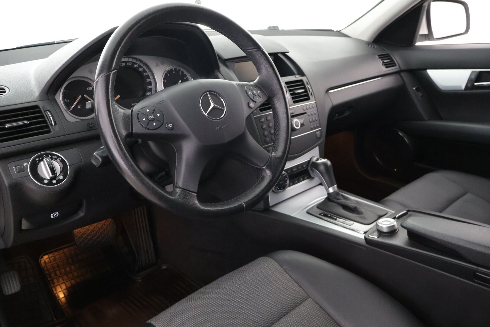 Mercedes-Benz C 2008 180 Kompressor A Business - Xenon | Puolnahat | Vakkari | Lohko | Penkinlämmittimet | Suomi-auto