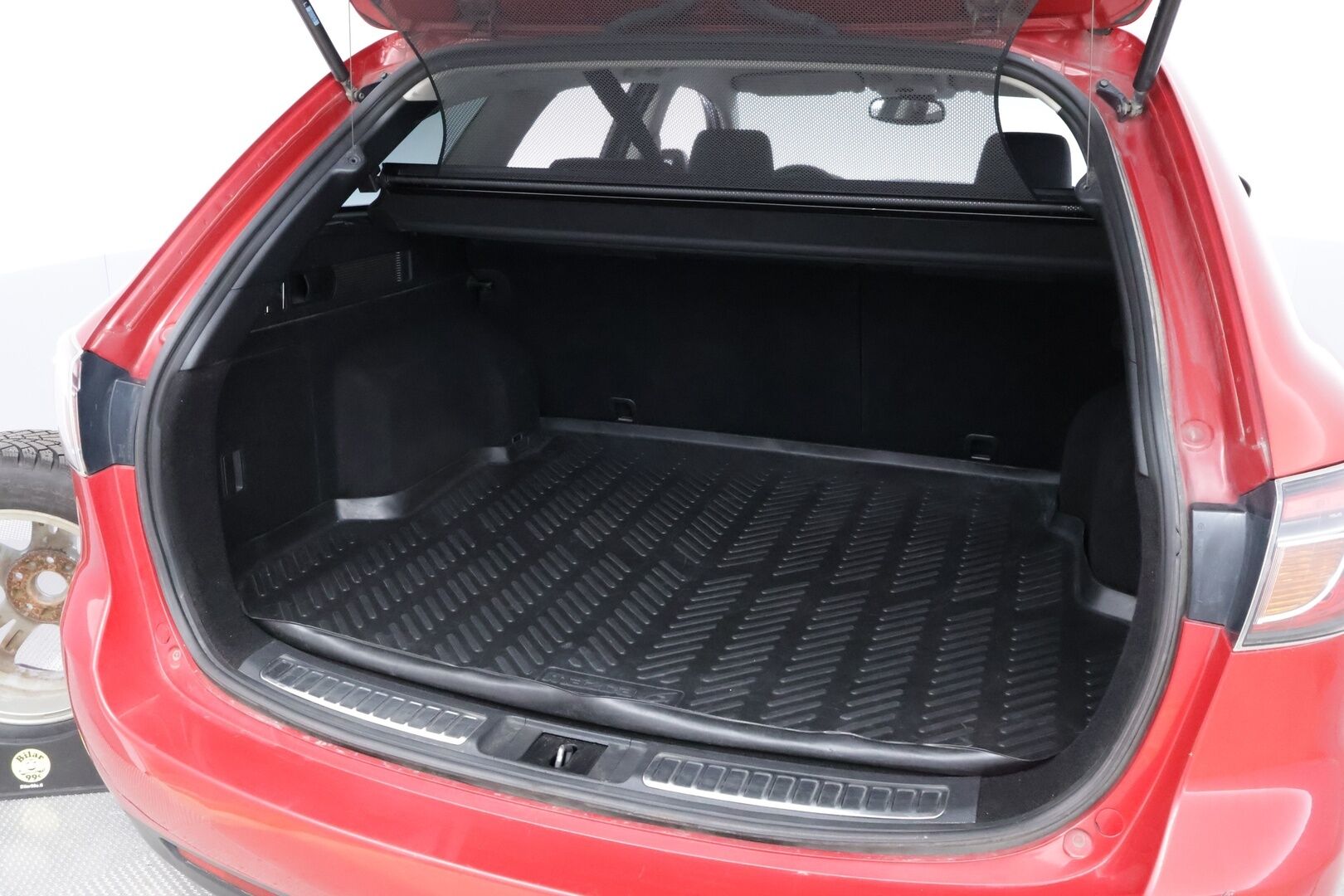 Mazda 6 2010 Sport Wagon 1,8 Elegance Business 5MT 5ov WB2 - YritysOutlet - Myydään vain yrityksille - – Tämä auto myydään YritysOutlet -valikoimasta vain yritykselle