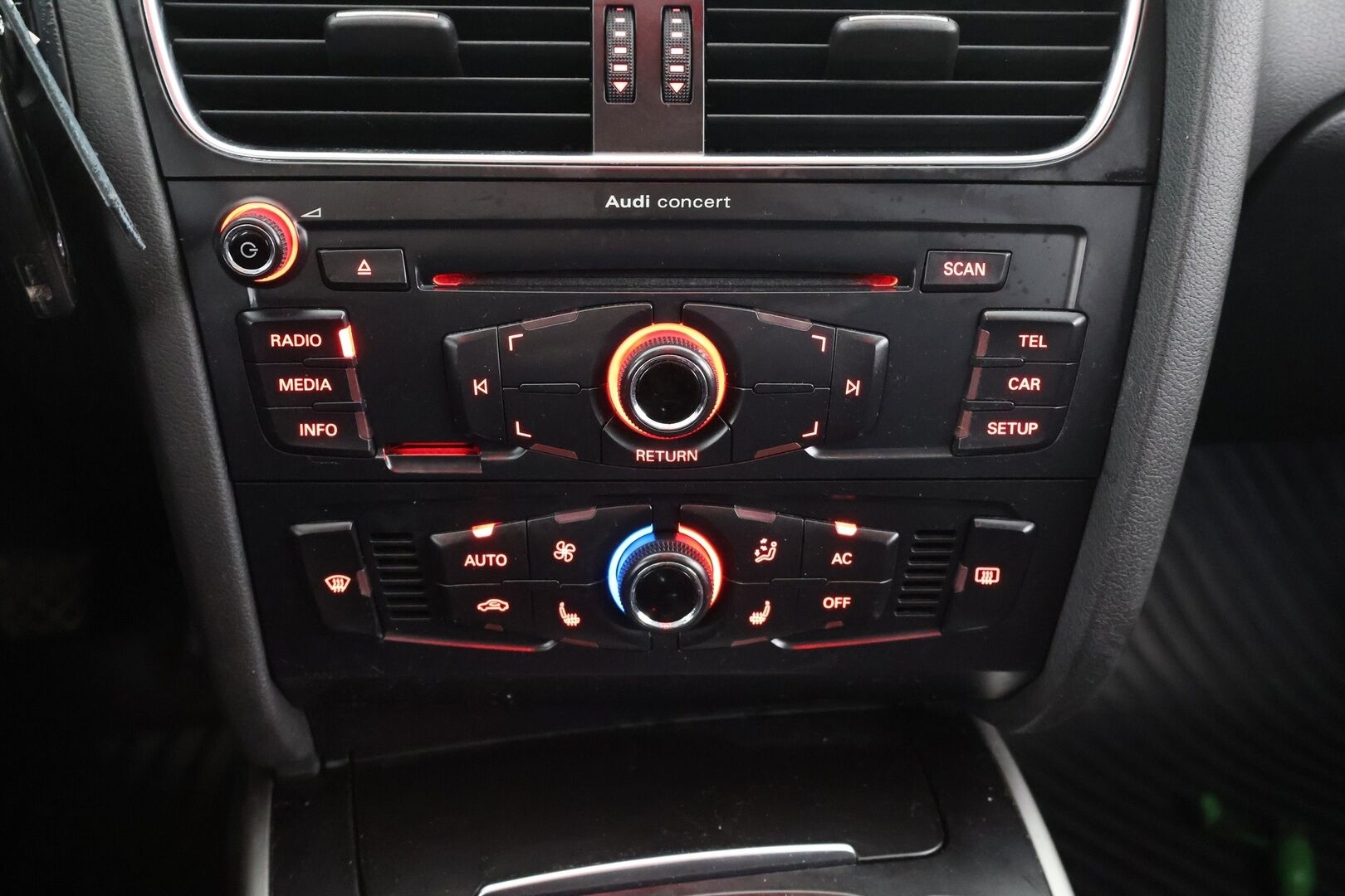 Audi A4 2009 Avant 1,8 TFSI 88 kW multitronic Business - YritysOutlet - Myydään vain yrityksille - - – Tämä auto myydään YritysOutlet -valikoimasta vain yritykselle