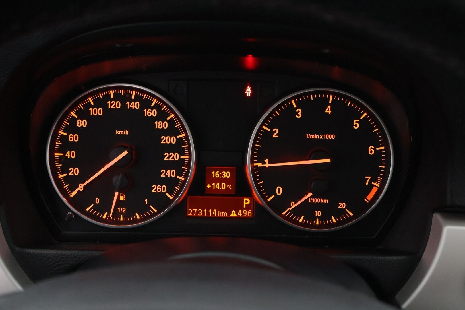 BMW 320 2009 A E90 Sedan Business - MYYDÄÄN HUUTOKAUPAT.COM!