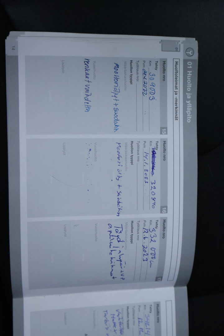 Volvo XC60 2009 2,4D AWD Momentum aut * Webasto / Xenon / Puolnahka / Koukku / Tutkat * - - YritysOutlet - Myydään vain yrityksille / Näyttävä XC60 nyt edullisesti osaavalle! 