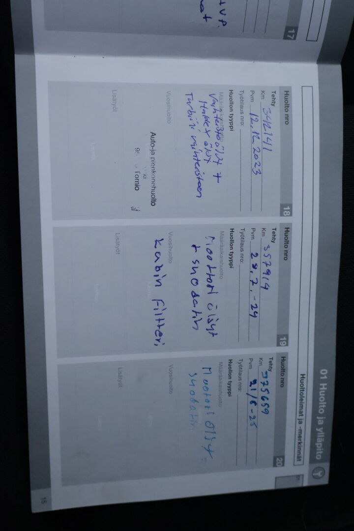 Volvo XC60 2009 2,4D AWD Momentum aut * Webasto / Xenon / Puolnahka / Koukku / Tutkat * - - YritysOutlet - Myydään vain yrityksille / Näyttävä XC60 nyt edullisesti osaavalle! 