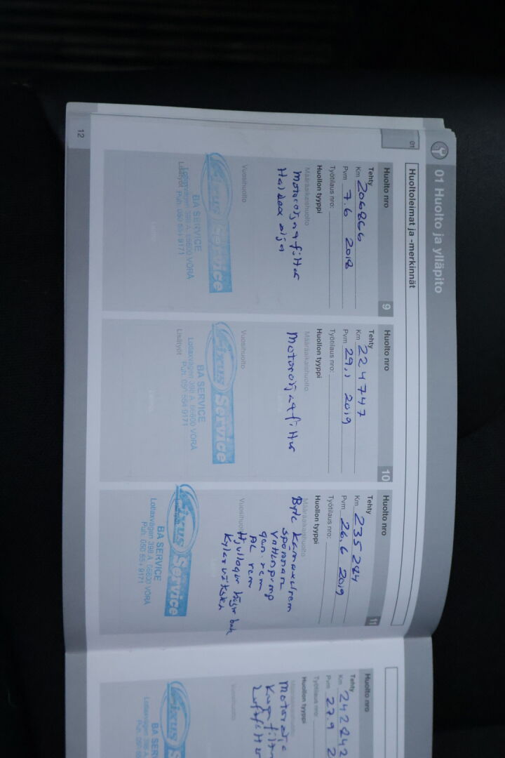 Volvo XC60 2009 2,4D AWD Momentum aut * Webasto / Xenon / Puolnahka / Koukku / Tutkat * - - YritysOutlet - Myydään vain yrityksille / Näyttävä XC60 nyt edullisesti osaavalle! 