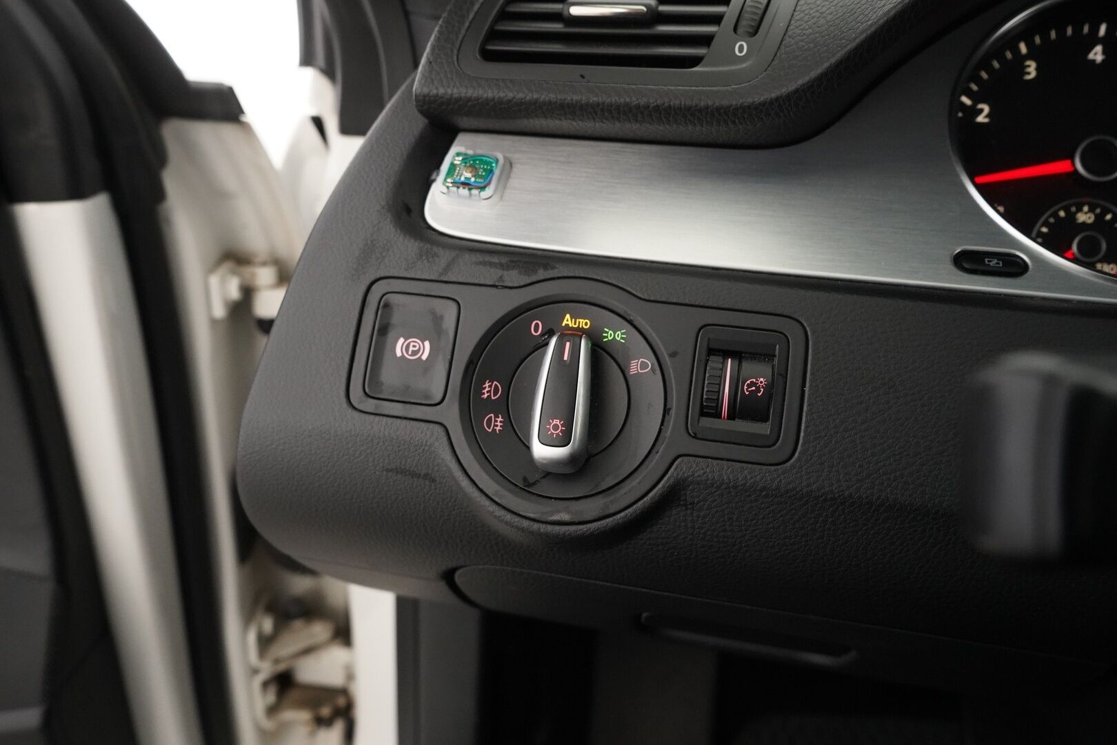 Volkswagen Passat CC 2009 MYYDÄÄN HUUTOKAUPAT.COM - MYYDÄÄÄN HUUTOKAUPAT.COM SIVUSTOLLA! Uusi kytkinpaketti / Suomi-auto / Kahdet hyvät renkaat / Seuraava katsastus 07/2026
