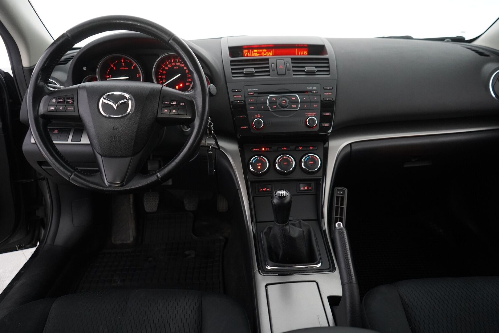 Mazda Mazda6 2011 Sport Wagon 2,2TD MP Touring Business 6MT 5ov *MYYDÄÄN HUUTOKAUPAT.COM*