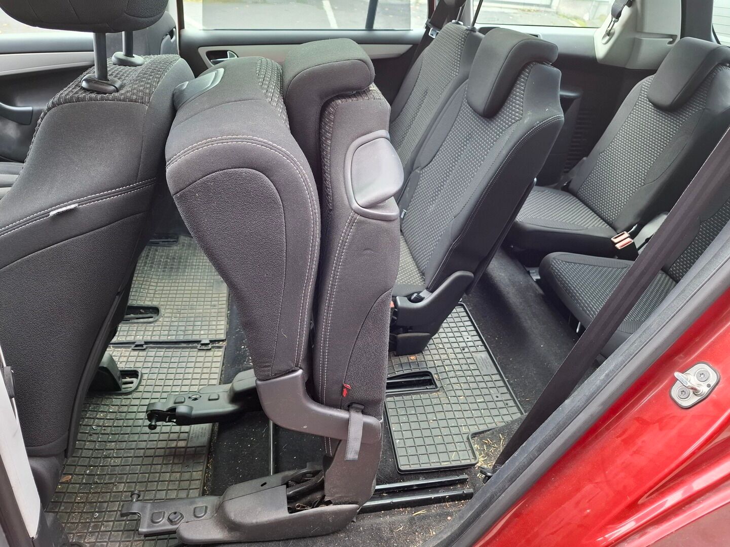 Citroen Grand C4 Picasso 2010 HDi 110 Dynamique Business BMP* - YritysOutlet - Myydään vain yrityksille - – Tämä auto myydään YritysOutlet -valikoimasta vain yritykselle