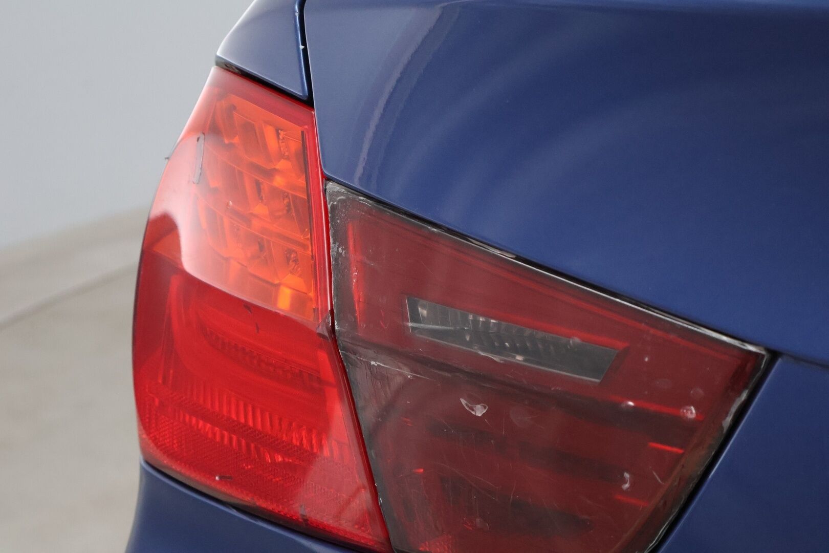 BMW 330 2010 dA X-Drive E90 Sedan M-Sport - YritysOutlet - Myydään vain yrityksille
