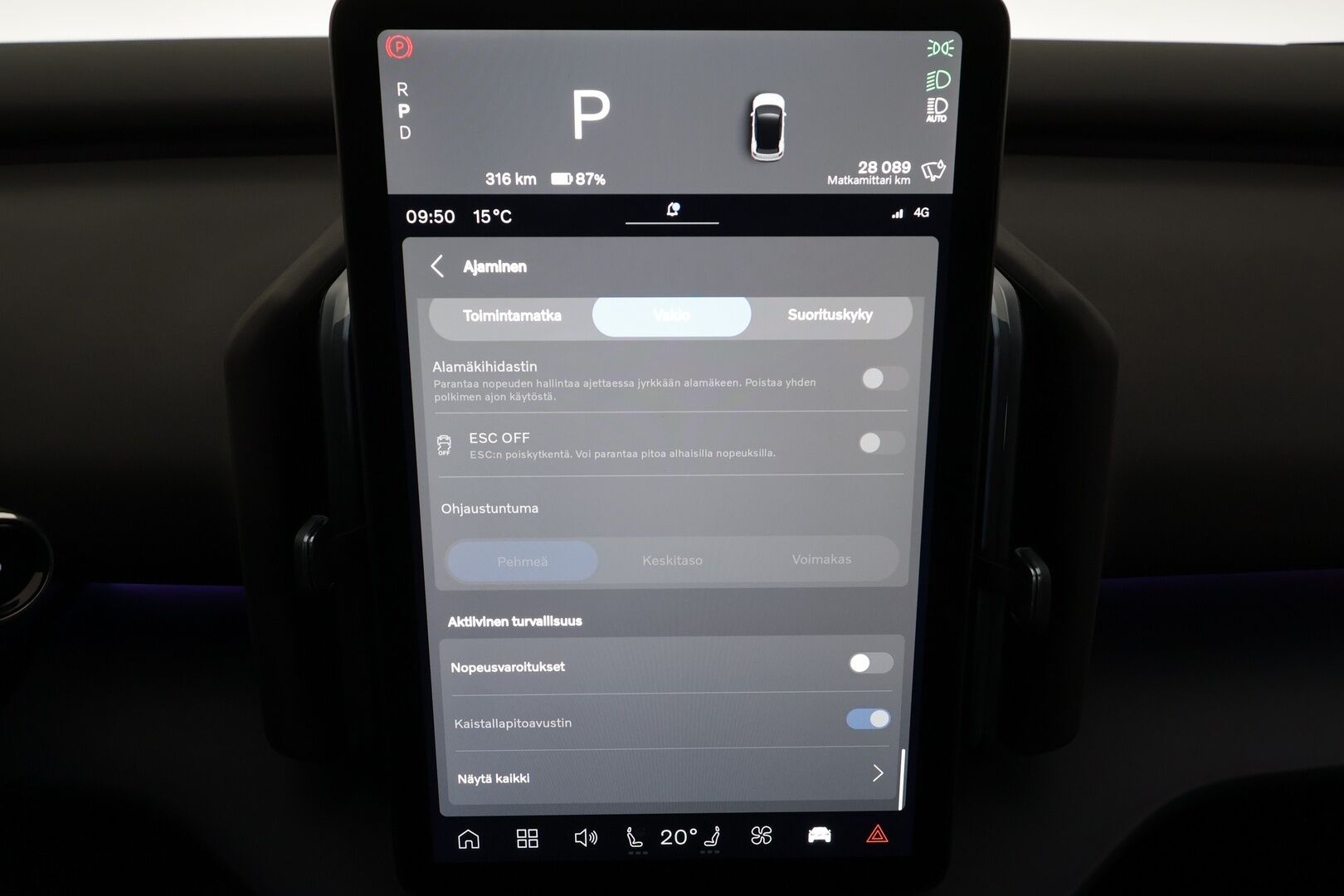 Volvo EX30 2024 Twin Performance Ultra * ILP / Koukku / Lasikatto / Pilot Assist / H&K / 360 / LED / Muistipenkki * - Merkkihuollot / Kahdet renkaat aluvanteilla