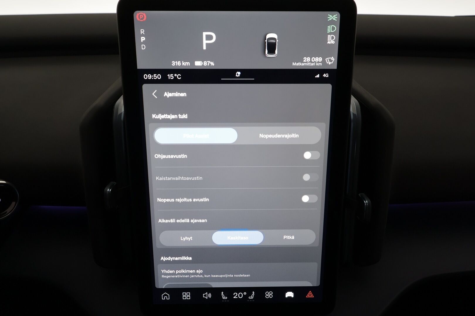 Volvo EX30 2024 Twin Performance Ultra * ILP / Koukku / Lasikatto / Pilot Assist / H&K / 360 / LED / Muistipenkki * - Merkkihuollot / Kahdet renkaat aluvanteilla
