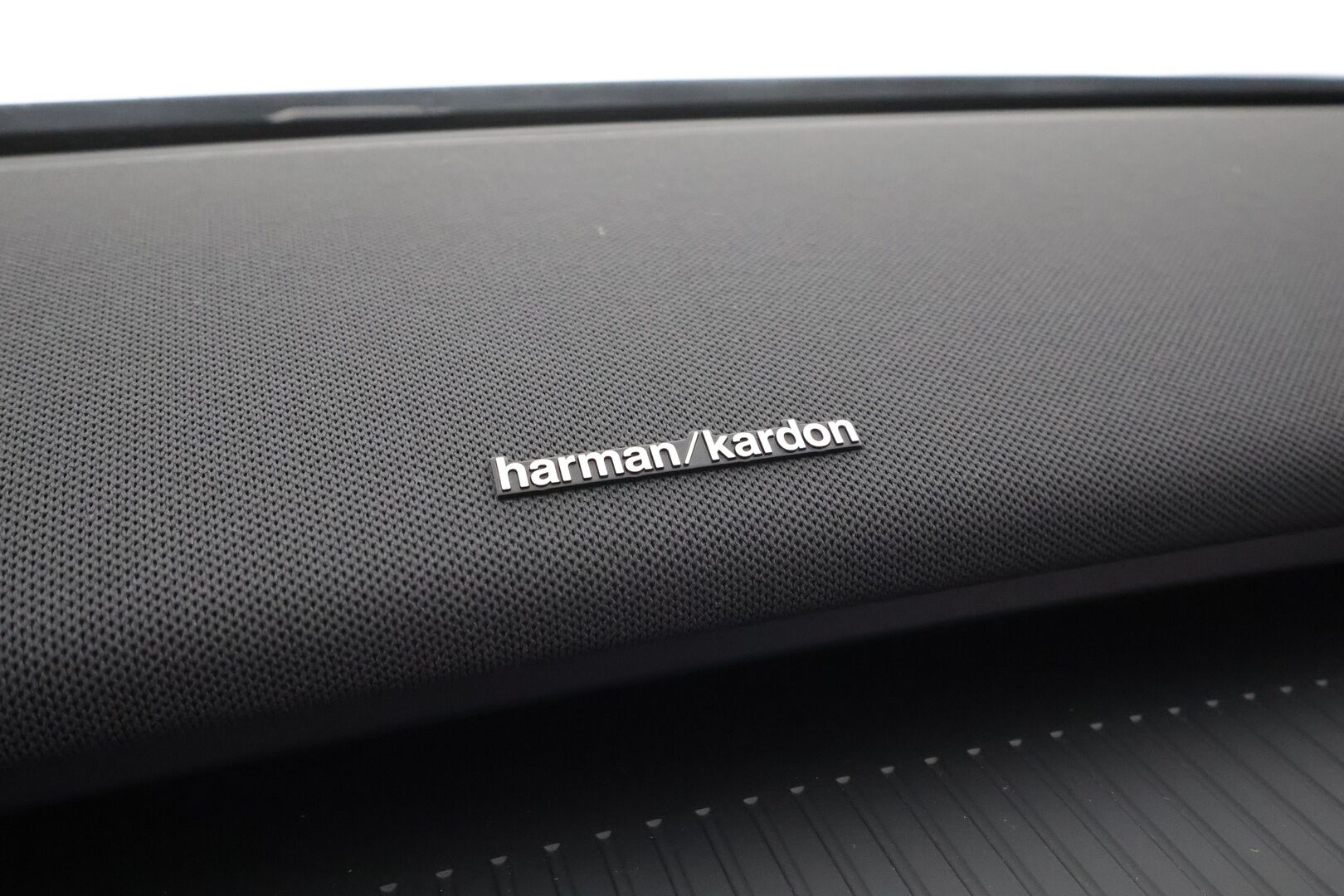 Volvo EX30 2024 Twin Performance Ultra * ILP / Koukku / Lasikatto / Pilot Assist / H&K / 360 / LED / Muistipenkki * - Merkkihuollot / Kahdet renkaat aluvanteilla