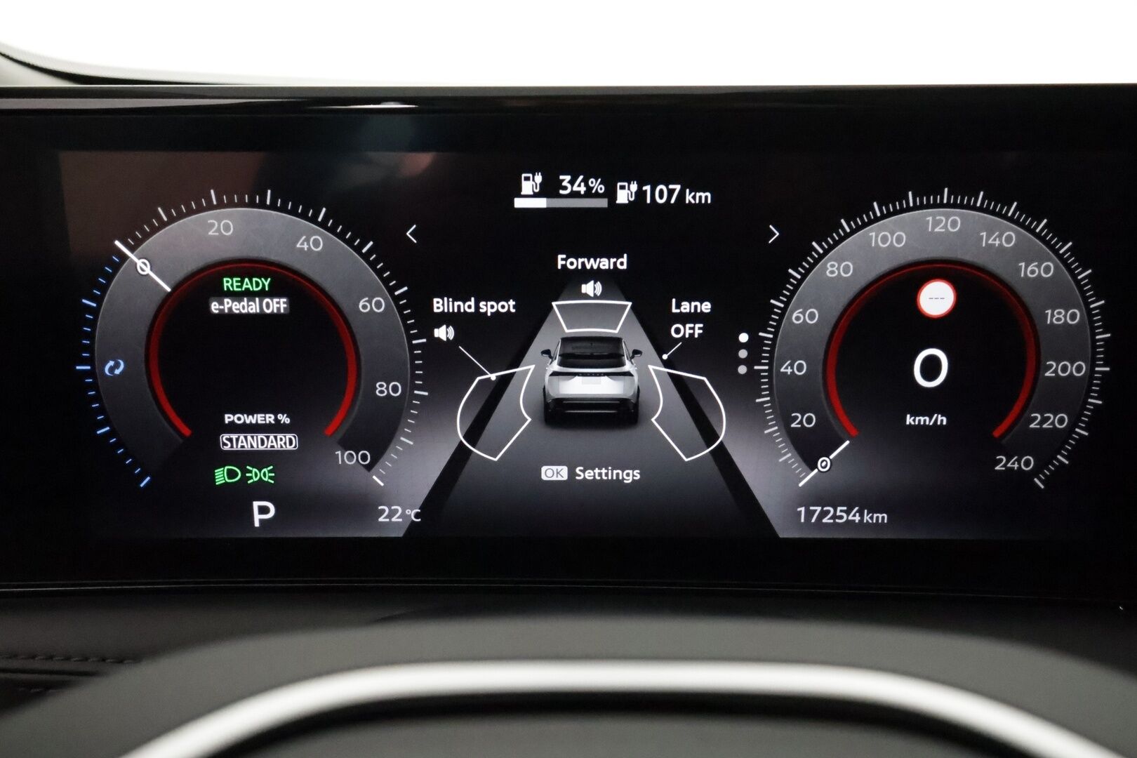 NISSAN ARIYA 2023 Advance 2WD 22kw charger **Adapt.Vakkari / LED-valot / 360° / Kaistavahti / Navi / Apple&android / Digimittaristo** - 3,99 % KORKOTARJOUS TÄHÄN AUTOON - 2x Latauskaapelit