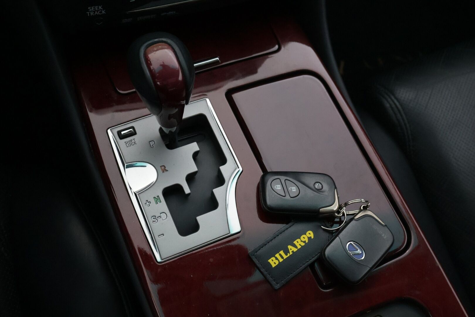 Lexus GS 2008 450h Sedan - | ACC | Keyless Go | Mark Levinson | Navi | Kattoluukku | P.kamera | Adapt. alusta | S.luukku |