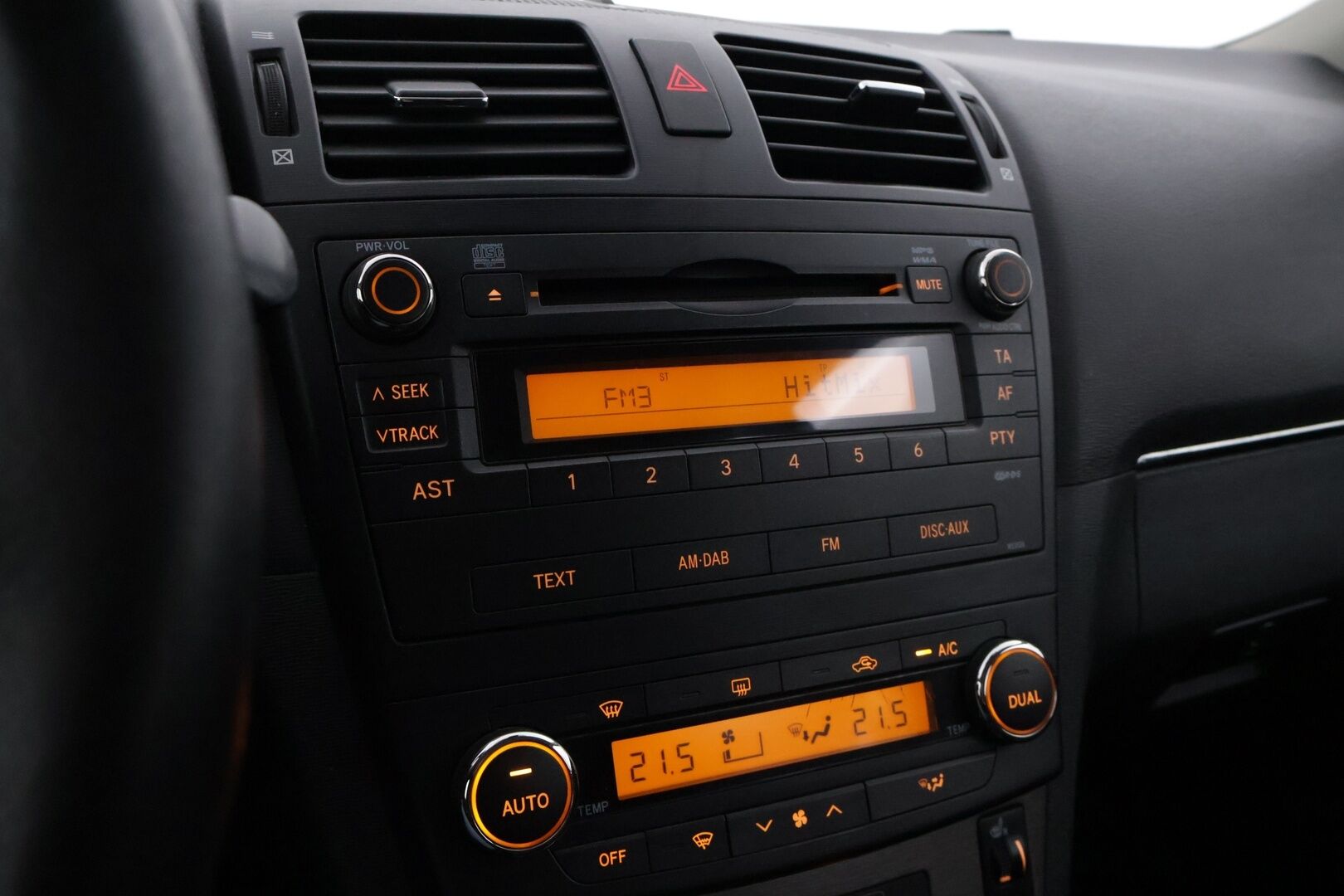 Toyota Avensis 2010 1,8 Valvematic Linea Sol Wagon - YritysOutlet - Myydään vain yrityksille