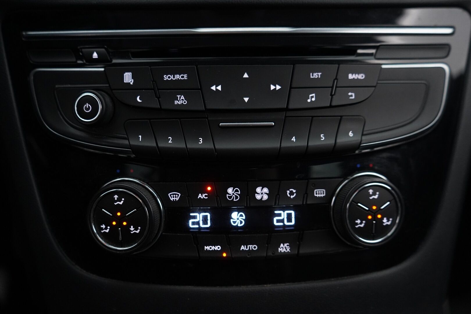 Peugeot 508 2013 * MYYDÄÄN HUUTOKAUPAT.COM *