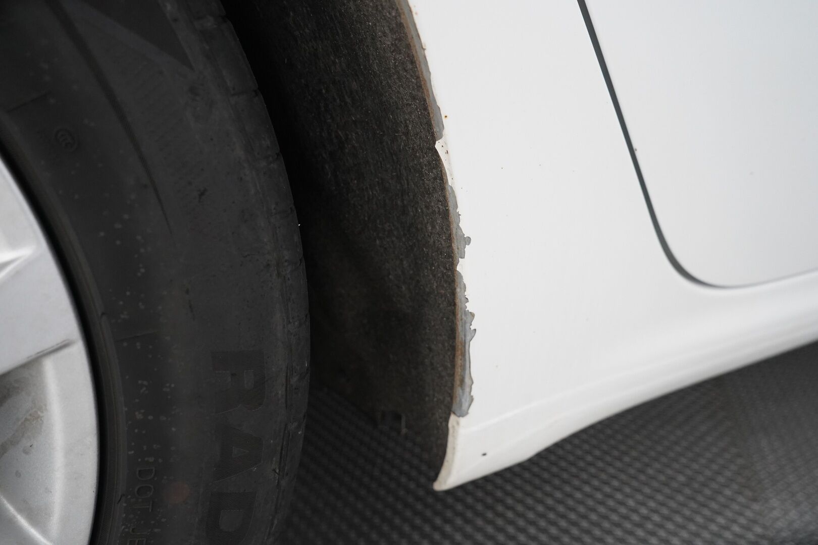 Peugeot 508 2013 * MYYDÄÄN HUUTOKAUPAT.COM *