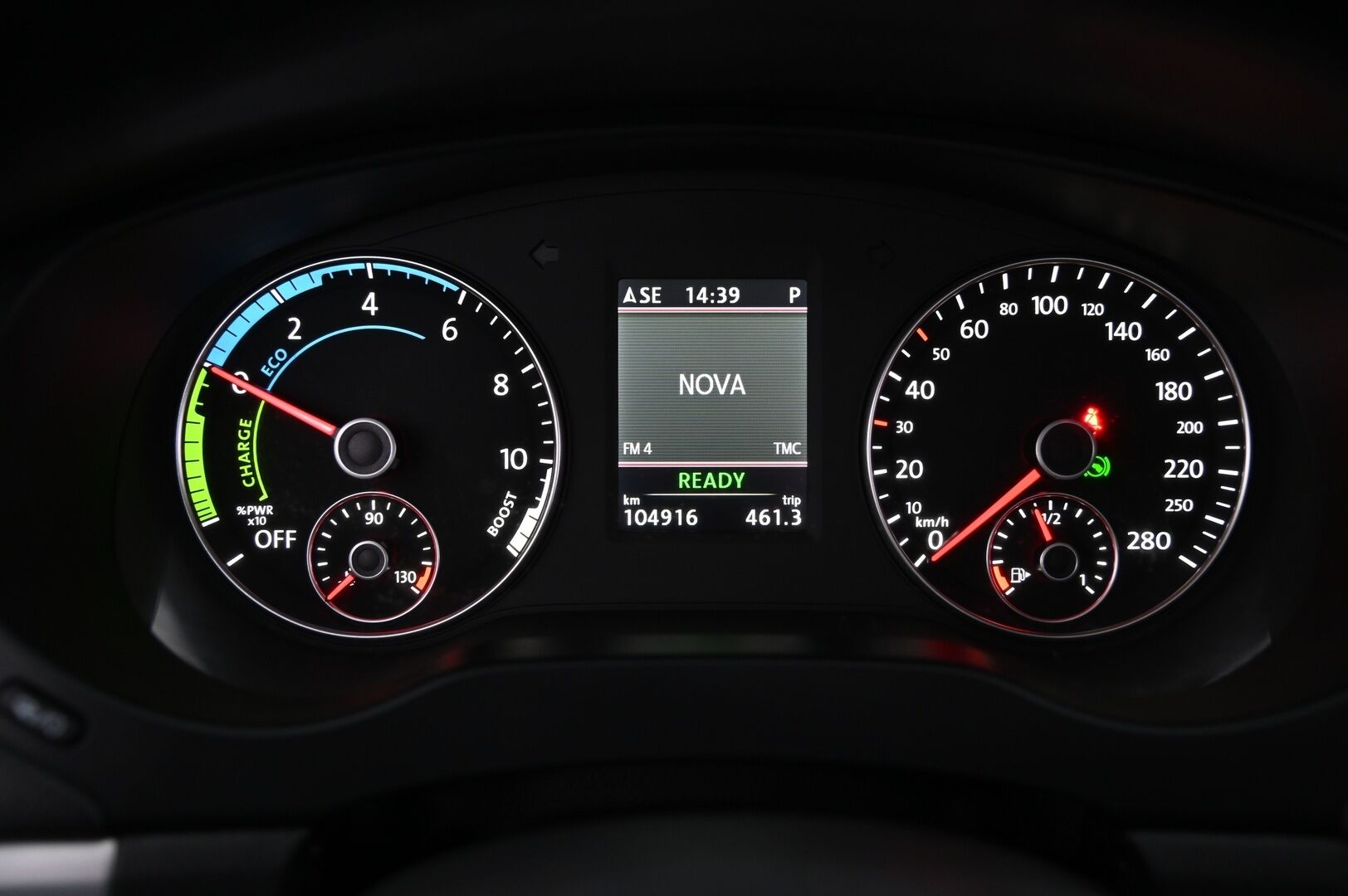 Volkswagen Jetta 2014 Hybrid 1,4 TSI 110 kW (150 hv) DSG-automaatti *Lohko / Navi / 2x Alut / Suomi-auto* - *Kahdet renkaat ja vanteet*