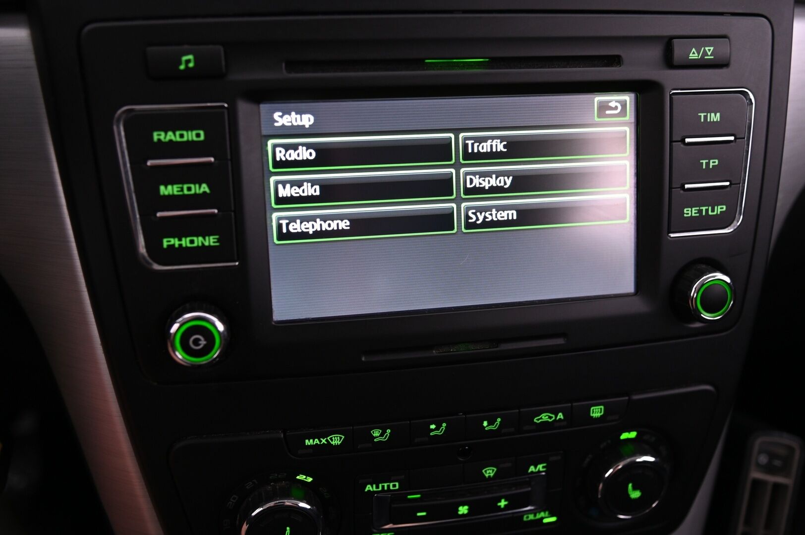 Skoda Yeti 2014 Outdoor 1,2 TSI Ambition DSG Autom. *Lämmitettävä tuulilasi / Vakkari / Lohko / Koukku / Bt *