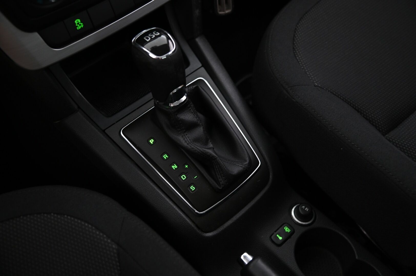Skoda Yeti 2014 Outdoor 1,2 TSI Ambition DSG Autom. *Lämmitettävä tuulilasi / Vakkari / Lohko / Koukku / Bt *