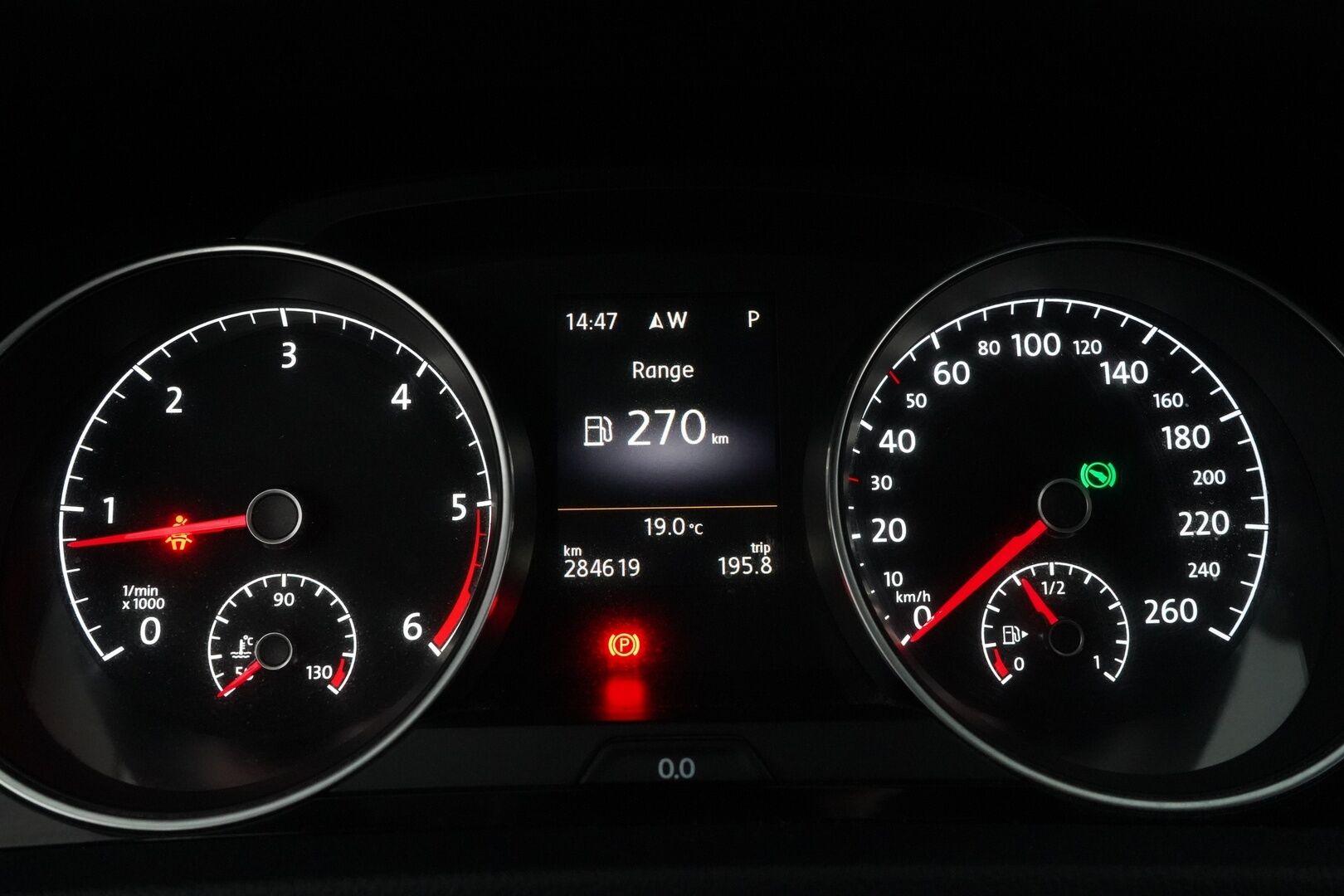 Volkswagen Golf 2014 Variant Highline 1,6 TDI 77 kW (105 hv) BlueMotion Technology DSG-automaatti - ACC | Webasto | Navi | Tutkat | Koukku | Juuri huollettu | Juuri katsaastettu | 2x renkaat aluvantein 