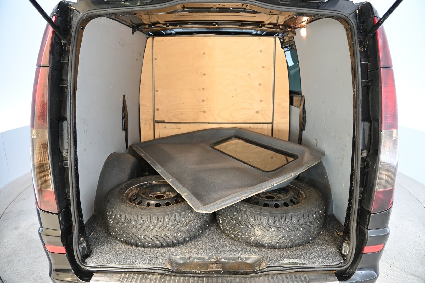Mercedes-Benz Vito 2014 113CDI keskipitkä A2 *YritysOutlet - Myydään vain yrityksille* *Leimaa 6/2026 asti!* - *Koukku / 2x Renkaat ja vanteet*