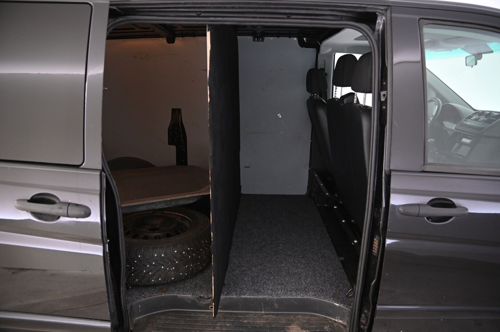 Mercedes-Benz Vito 2014 113CDI keskipitkä A2 *YritysOutlet - Myydään vain yrityksille* *Leimaa 6/2026 asti!* - *Koukku / 2x Renkaat ja vanteet*