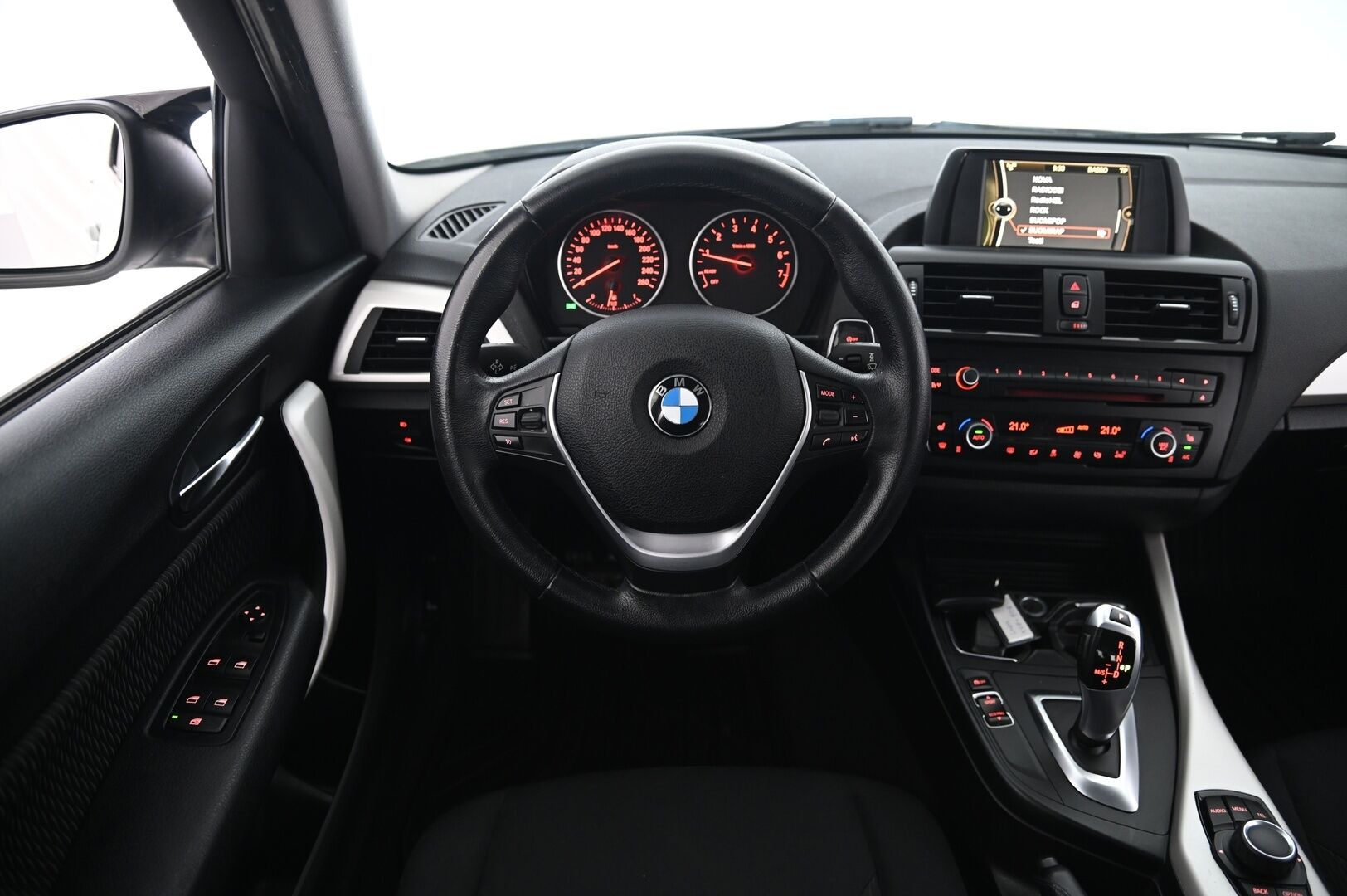 BMW 116 2014 F20 Hatchback 116i TwinPower Turbo A Business Automatic *Vakkari / Lohko / P*Tutka / Xenon* - *Uudet nastat / Juuri saapunut!* - HULLU BLACKWEEK KORKOTARJOUS 2,49%