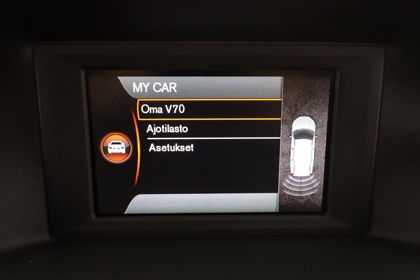 Volvo V70 2014 D4 AWD Business Edition aut * Vakkari / Koukku / Webasto / Puolinahat * - Merkkihuollettu / Suomi-auto / Kahdet renkaat