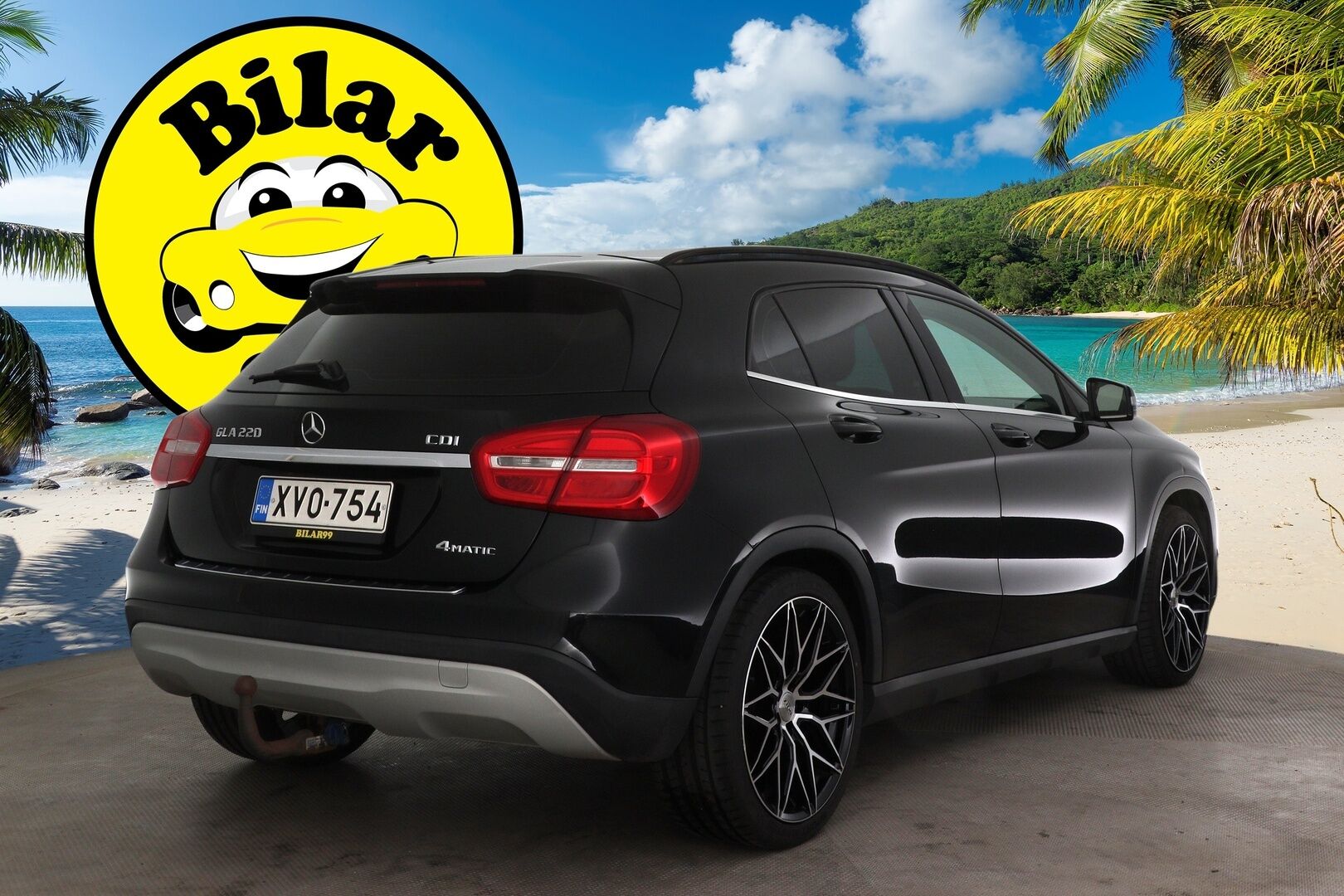 Mercedes-Benz GLA 2015 220 CDI 4Matic A Premium Business */ Suomi-auto / P.kamera / Koukku / Puolinahat / Lohkolämmitin / 2x renkaat /* - Suomi-auto / Ilmainen kotiintoimitus / 2x renkaat & vanteet - HULLU BLACKWEEK KORKOTARJOUS 2,49%