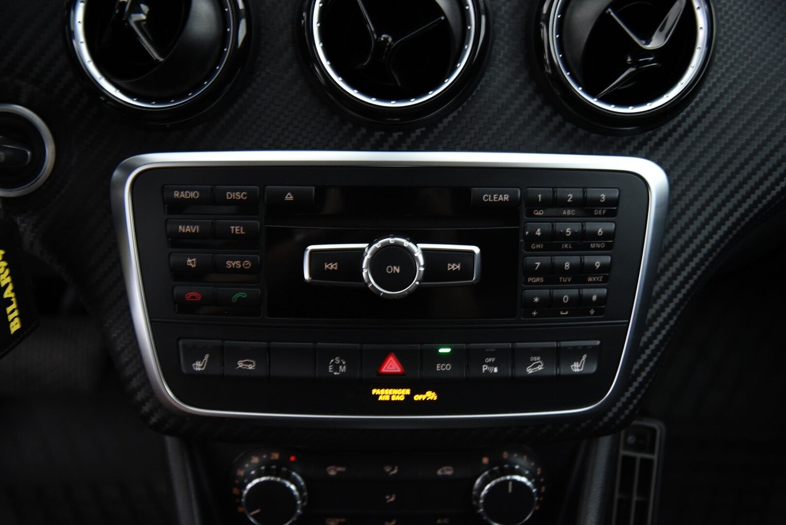 Mercedes-Benz GLA 2014 220 CDI 4Matic A / Vetokoukku / Suomi-Auto / Bi-Xenon / LED-Lisävalo / P-Tutkat - Juuri huollettu! / Kahdet hyvät renkaat vanteilla!