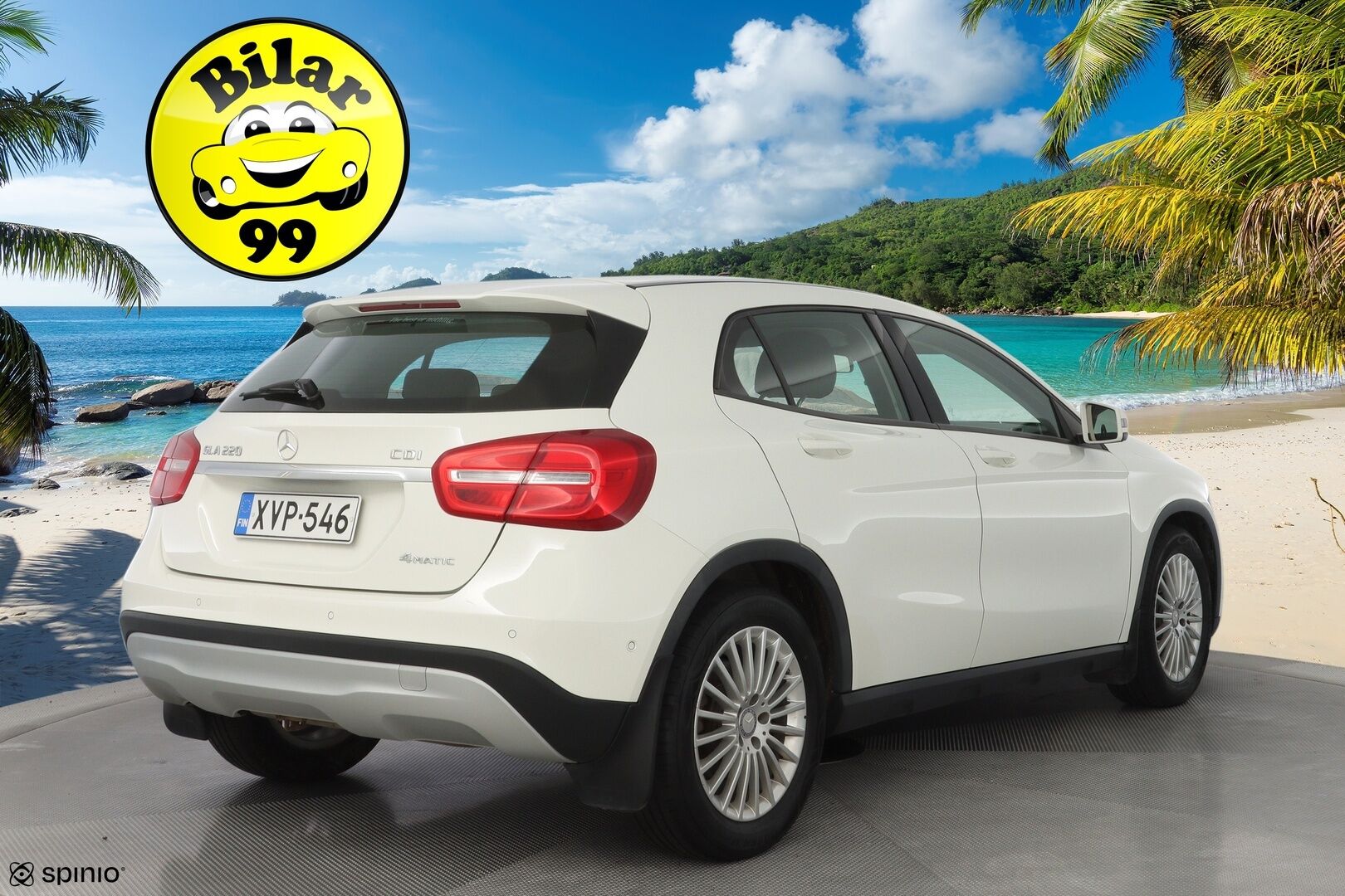 Mercedes-Benz GLA 2015 220 CDI 4Matic A  Premium Business * Koukku / Lohkoläm. / Vakkari / Bi-Xenon / Tutkat* - Suomi-Auto / Kahdet renkaat alumiinivantein!