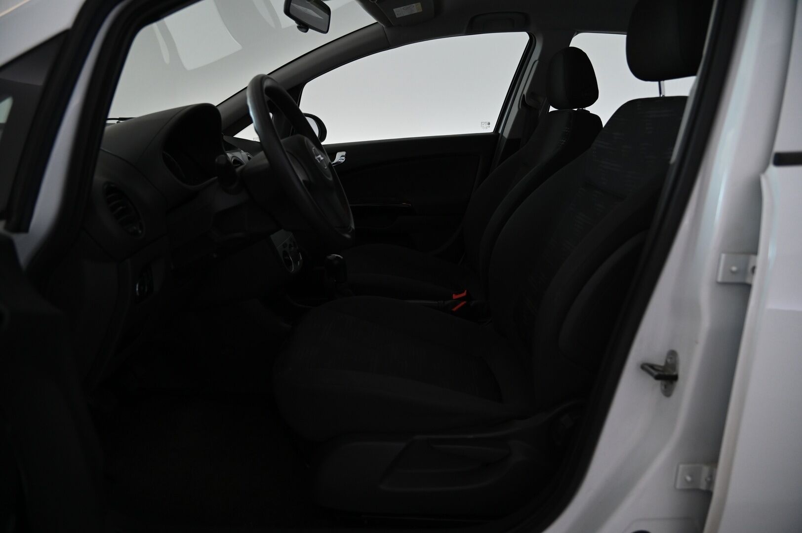Opel Corsa 2014 *Myydään Huutokaupat.com*