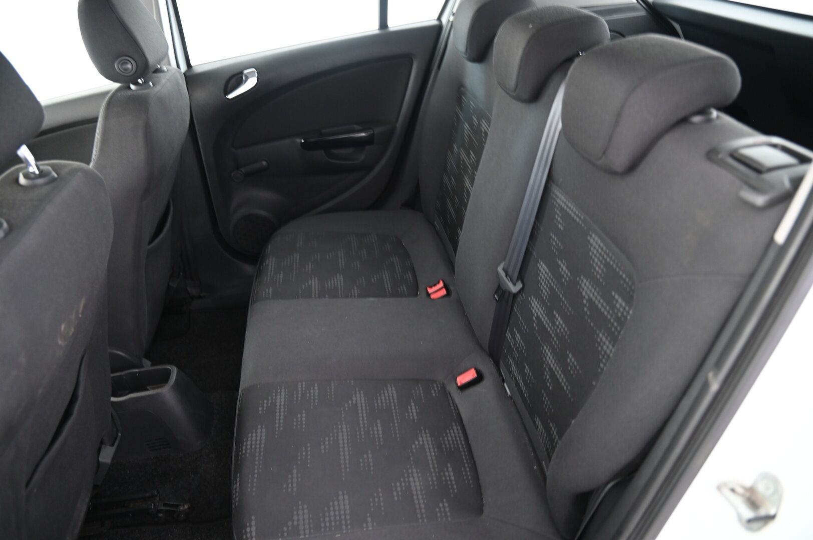 Opel Corsa 2014 *Myydään Huutokaupat.com*