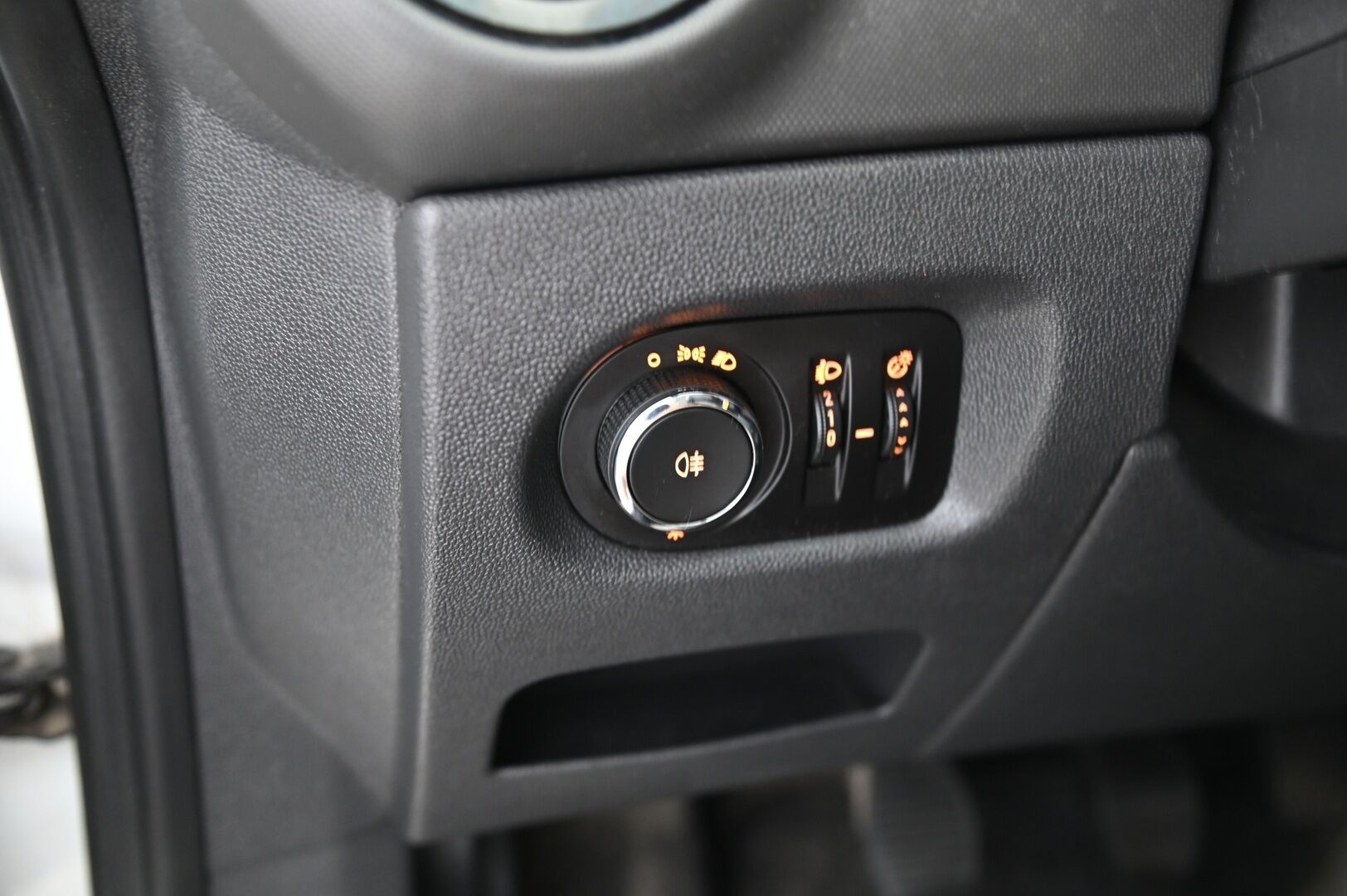 Opel Corsa 2014 *Myydään Huutokaupat.com*