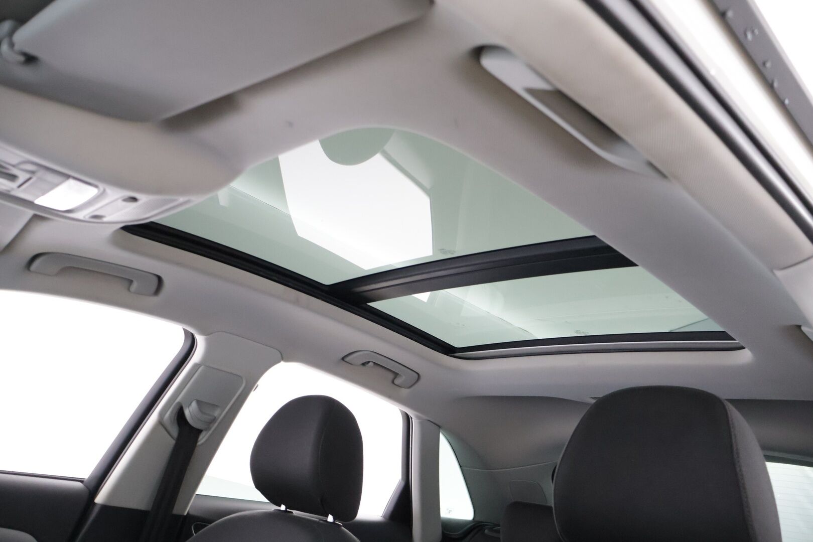 Audi Q3 2014 Business II 2,0 TDI 103 kW quattro S tronic ** Webasto / Panorama / Vakkari / Tarkemmat varusteet tulossa!* - *2x Renkaat / Suomi-auto / Juuri huollettu!* - HULLUT AVAJAISHULINAT KORKOTARJOUS 3,29 %