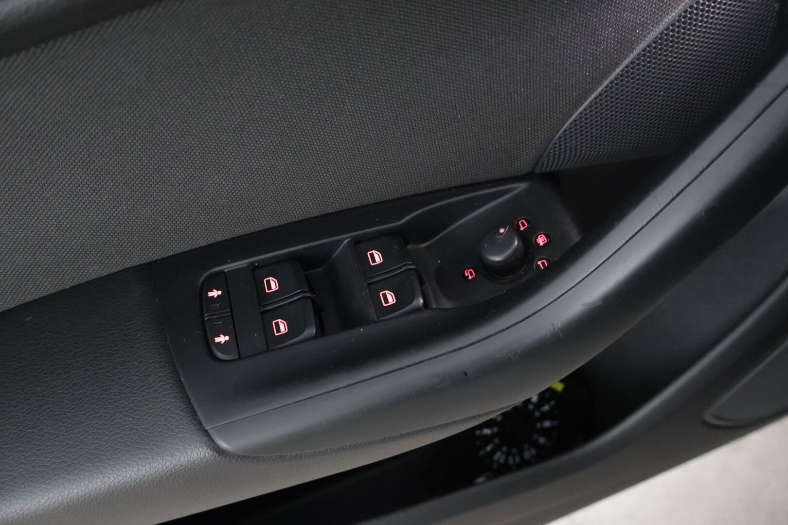 Audi Q3 2014 Business II 2,0 TDI 103 kW quattro S tronic ** Webasto / Panorama / Vakkari / Tarkemmat varusteet tulossa!* - *2x Renkaat / Suomi-auto / Juuri huollettu!* - HULLUT AVAJAISHULINAT KORKOTARJOUS 3,29 %