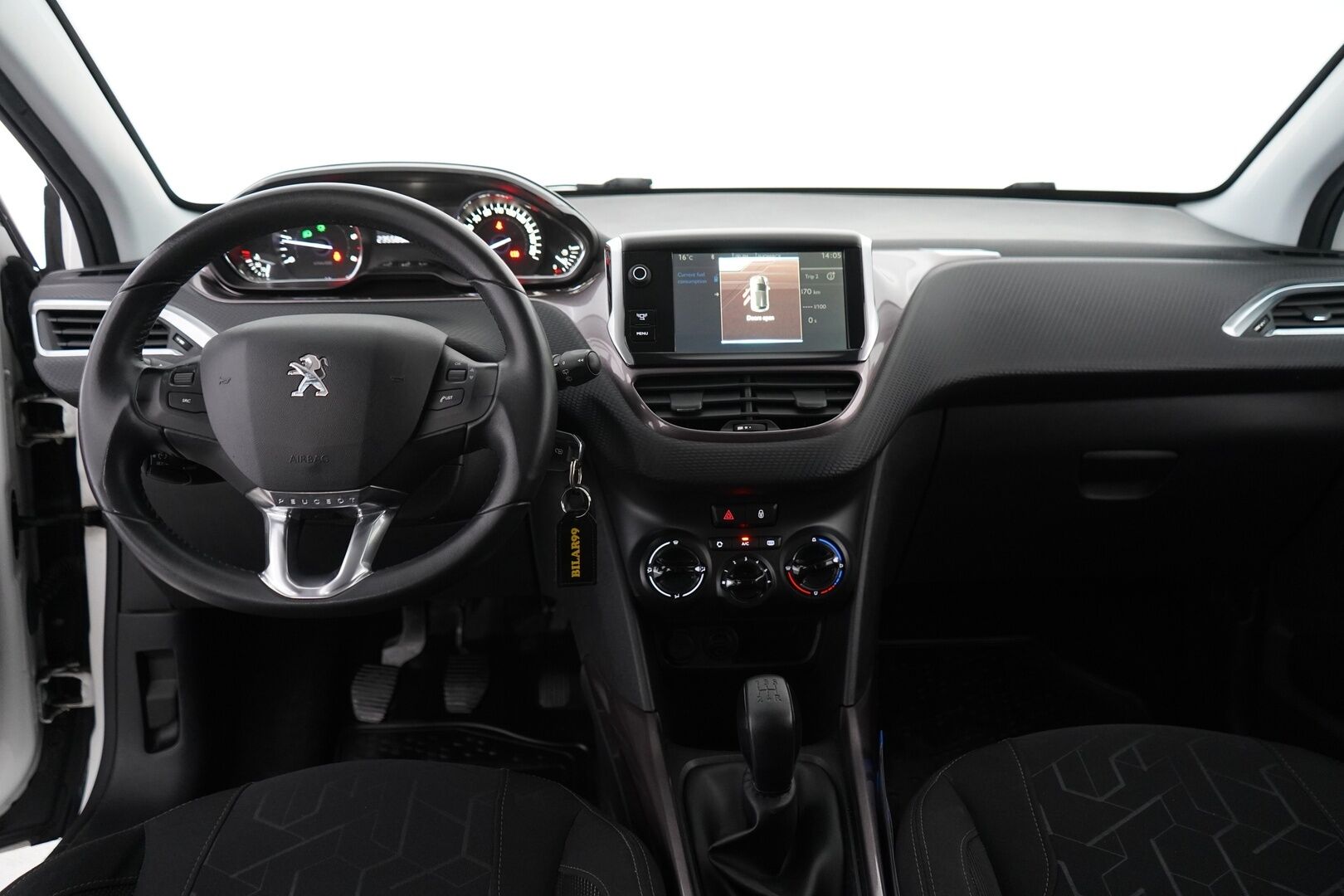Peugeot 2008 2014 Active e-HDi 92 FAP - Suomi- auto | Hyvin huollettu | Lohko + Sisäpistoke | Vakkari | Bluetooth | Kahdet renkaat aluvantein 