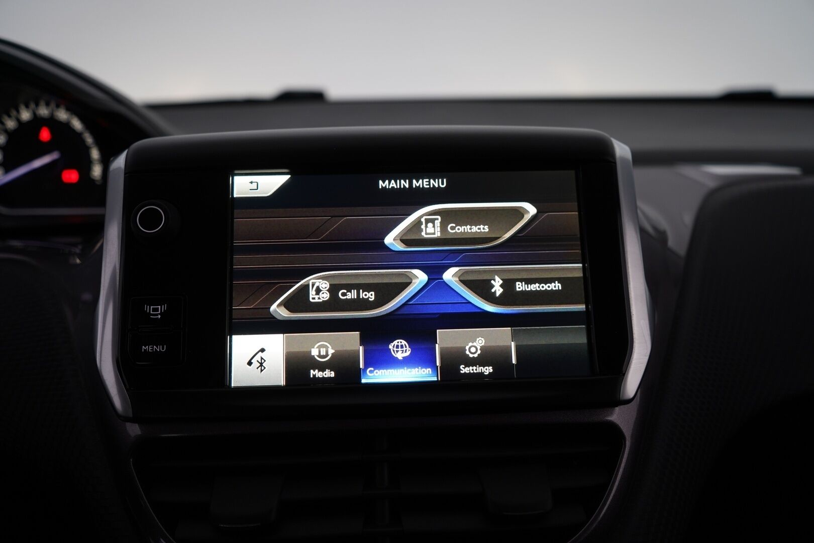Peugeot 2008 2014 Active e-HDi 92 FAP - Suomi- auto | Hyvin huollettu | Lohko + Sisäpistoke | Vakkari | Bluetooth | Kahdet renkaat aluvantein 