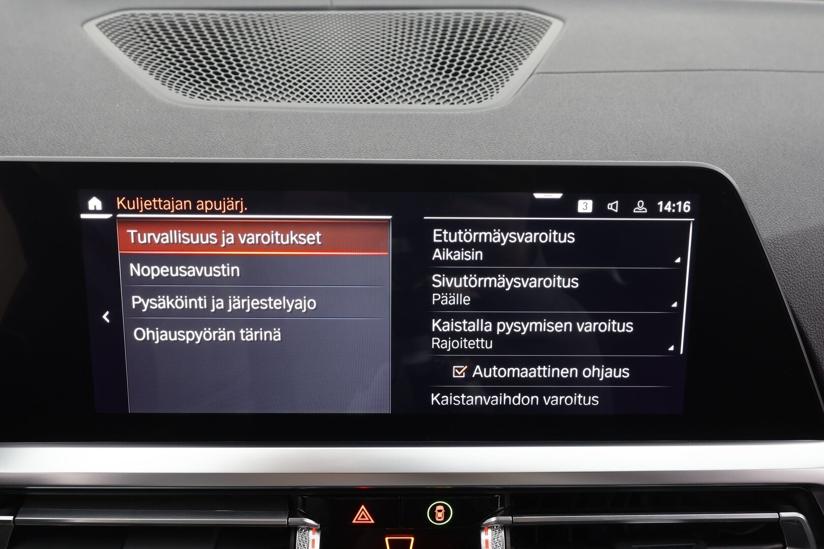 BMW 320 2020 G20 Sedan 320d A xDrive Launch Edition M Sport * ACC / HUD / Laser Light / 360° / Webasto / H&K / Koukku / Muistipenkki * - Adaptiivinen M Sport alusta / Display Key / Sporttinahat / Suomi-auto / Kahdet renkaat aluvanteilla / Supervarusteet