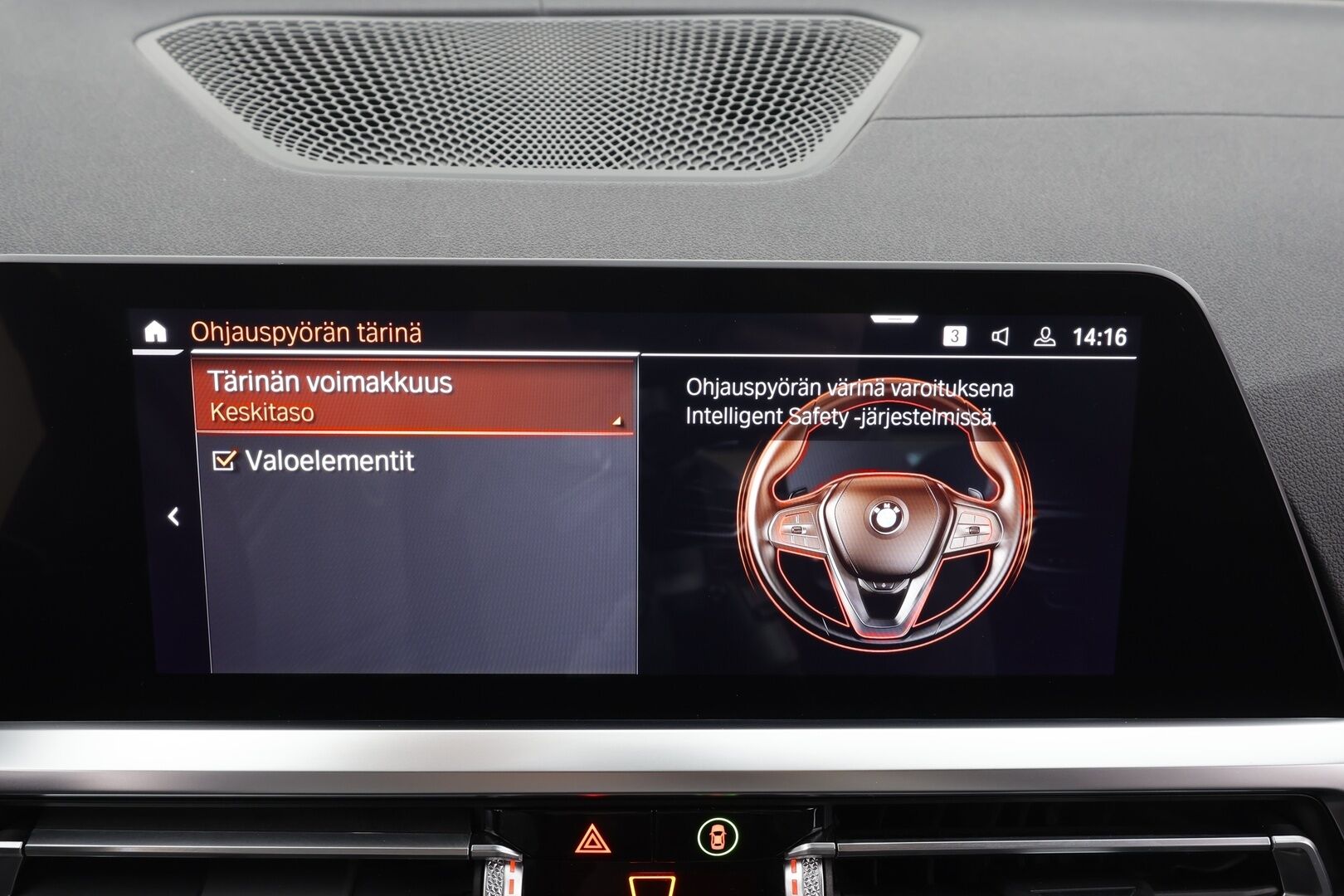 BMW 320 2020 G20 Sedan 320d A xDrive Launch Edition M Sport * ACC / HUD / Laser Light / 360° / Webasto / H&K / Koukku / Muistipenkki * - Adaptiivinen M Sport alusta / Display Key / Sporttinahat / Suomi-auto / Kahdet renkaat aluvanteilla / Supervarusteet