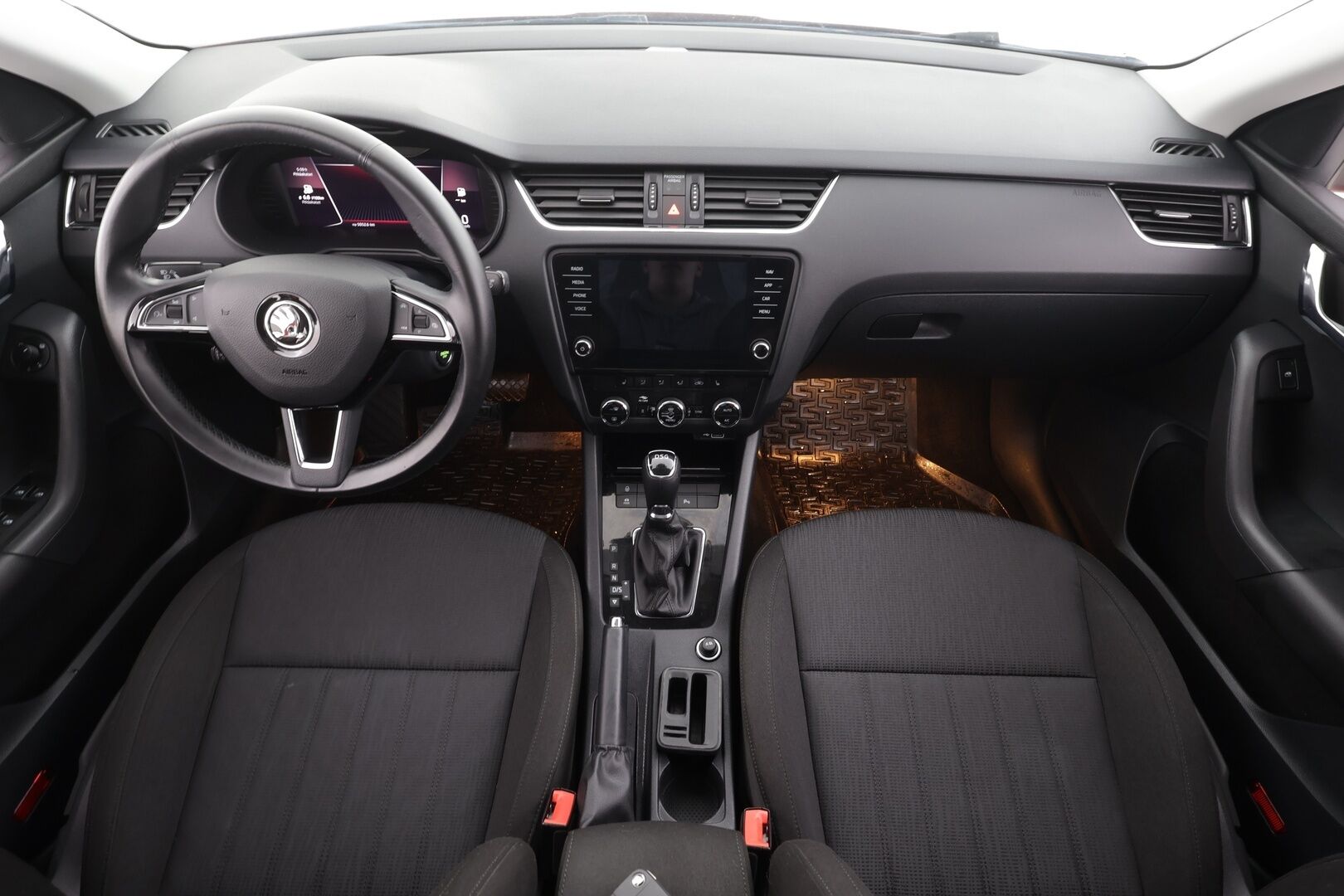 Skoda Octavia 2019 1,5 TSI Style BusinessLine DSG. * ACC / Webasto / LED / P.tutkat / Navi / Keyless * - 1.om Suomi-auto / Kahdet renkaat - HULLUT JOULUT KORKOTARJOUS 2,49% 