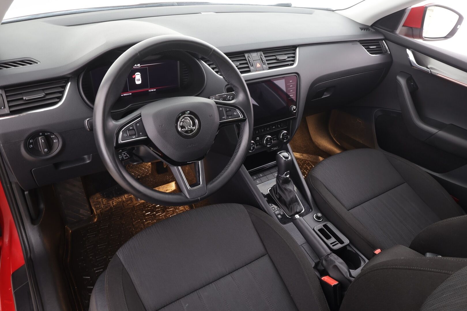 Skoda Octavia 2019 1,5 TSI Style BusinessLine DSG. * ACC / Webasto / LED / P.tutkat / Navi / Keyless * - 1.om Suomi-auto / Kahdet renkaat - HULLUT JOULUT KORKOTARJOUS 2,49% 