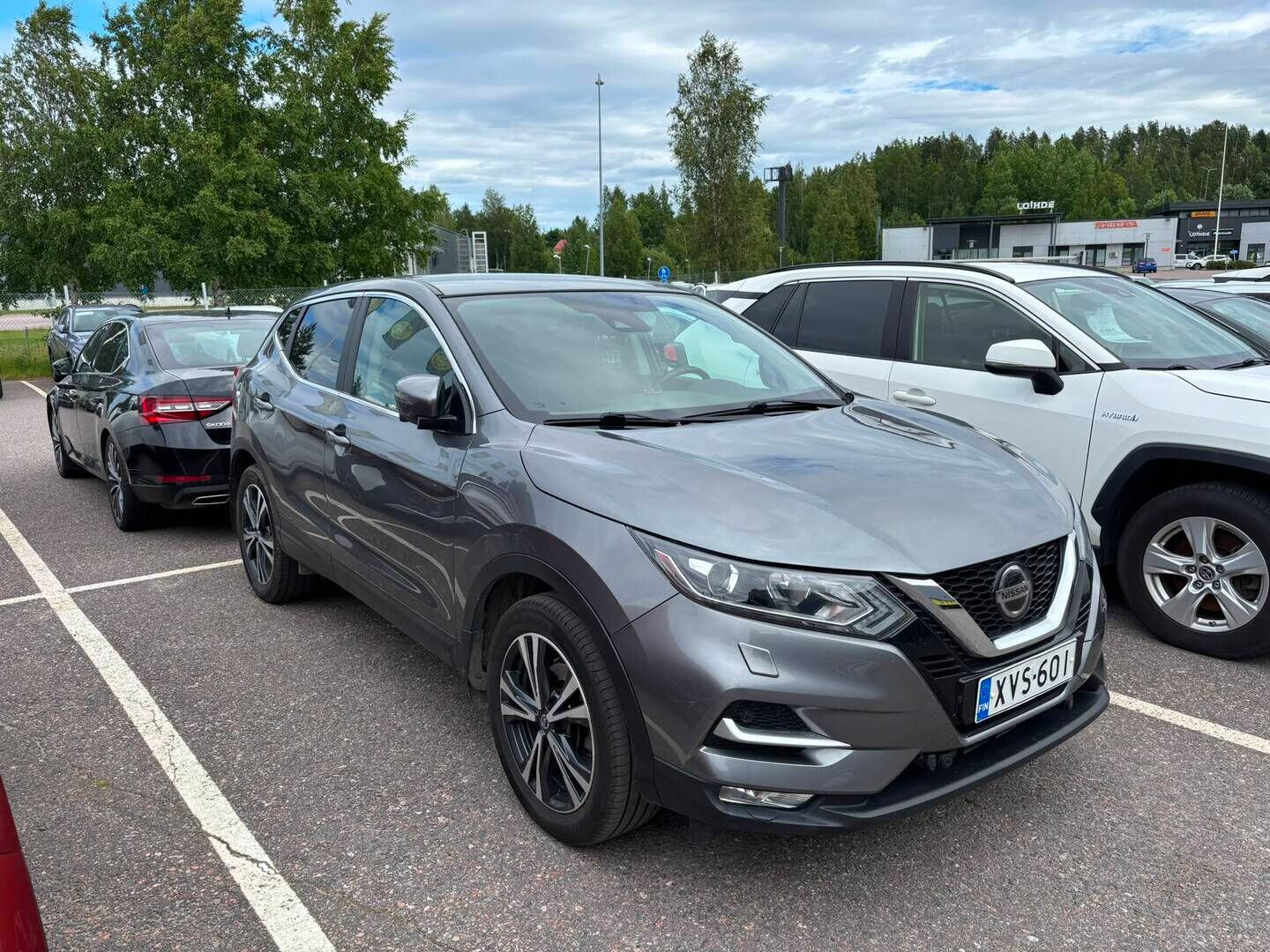Nissan Qashqai 2019 DIG-T 140 N-Connecta 2WD 6M/T - Vakkari | Koukku | 360 kamera | Avaimeton kulku | Lohkolämmitin | Suomi-auto