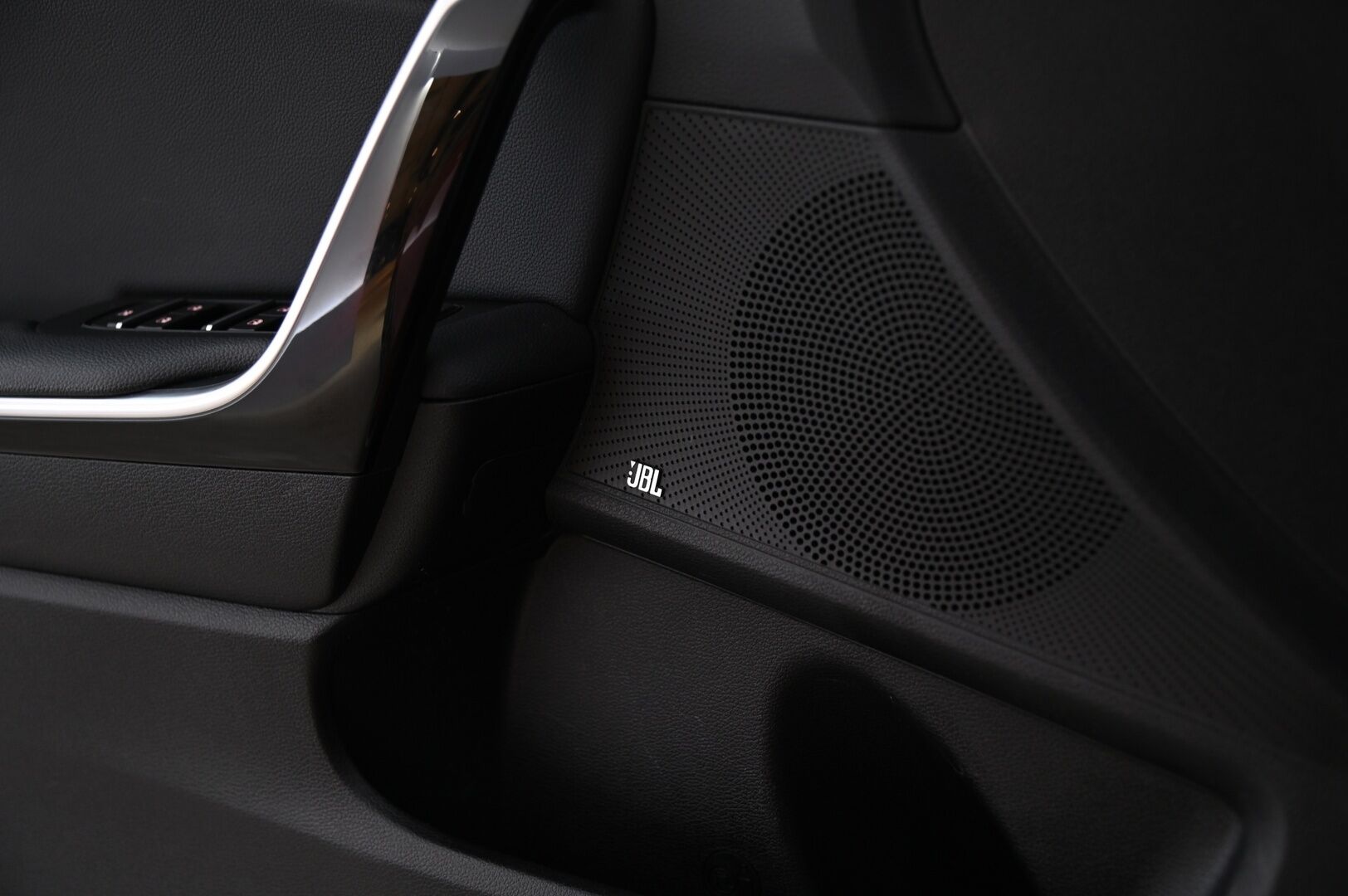 Kia ProCeed 2019 1,4 T-GDI ISG 140hv GT-Line Business Premium SB DCT A/T EcoDynamics *HUIPPUVARUSTEET / Juuri Huollettu / Webasto / ACC / BLIS / JBL / P.Kamera / Navi / Ratinlämmitin* - 3,99 % KORKOTARJOUS TÄHÄN AUTOON - 31.5. ASTI! - Huippuvarusteltu upea taloudellinen GT-Line Kia kaksilla hyvillä renkailla ja erittäin särmällä huoltovihkolla!