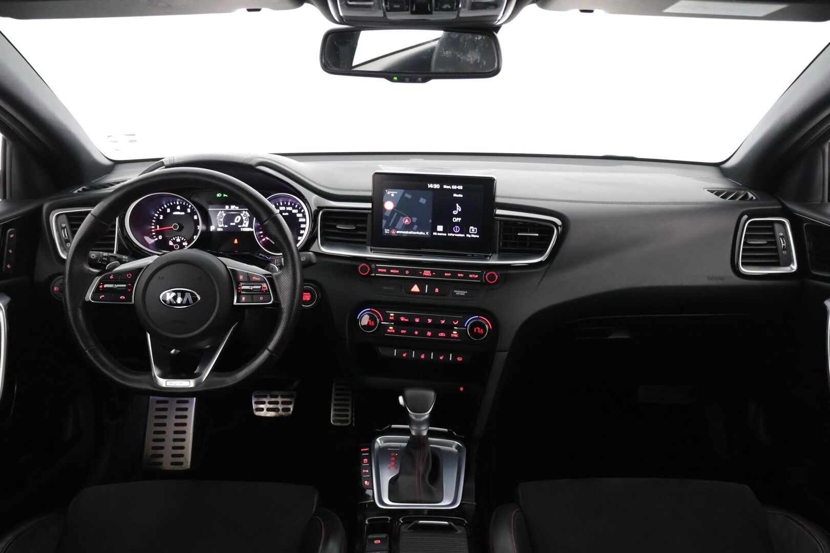 Kia ProCeed 2019 1,6 T-GDI ISG 204hv GT Business Premium SB DCT A/T EcoDynamics* ACC / JBL / BLIS / Panorama / Lohko / P-kamera / Navi* - *Törkykamat / Nahka-alcantara / Muistipenkki / Ratinlämmitin / KeyLess / Ambient / LED / 2x Renkaat*