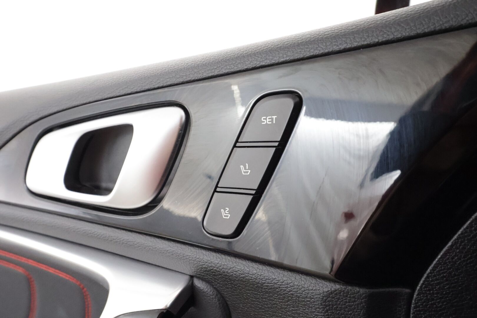 Kia ProCeed 2019 1,6 T-GDI ISG 204hv GT Business Premium SB DCT A/T EcoDynamics * ACC / P.kamera / JBL / Muistipenkki * - Suomi-auto / Kahdet renkaat aluvanteilla / Hyvät varusteet - HULLUT AVAJAISHULINAT KORKOTARJOUS 3,29 %